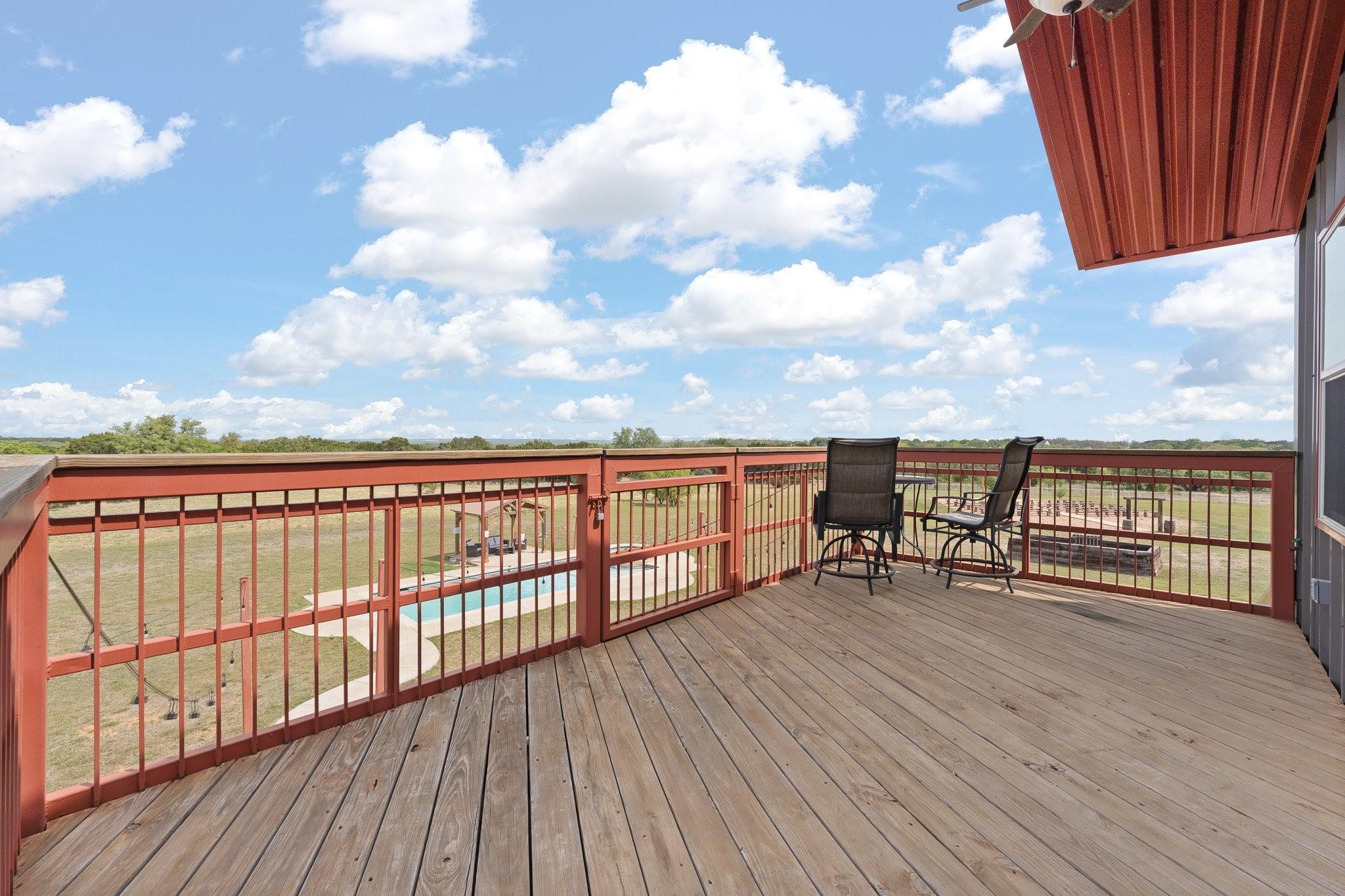 main property photo 15