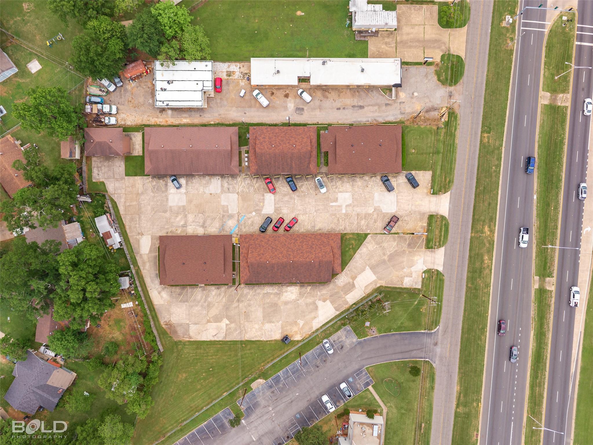 main property photo 12