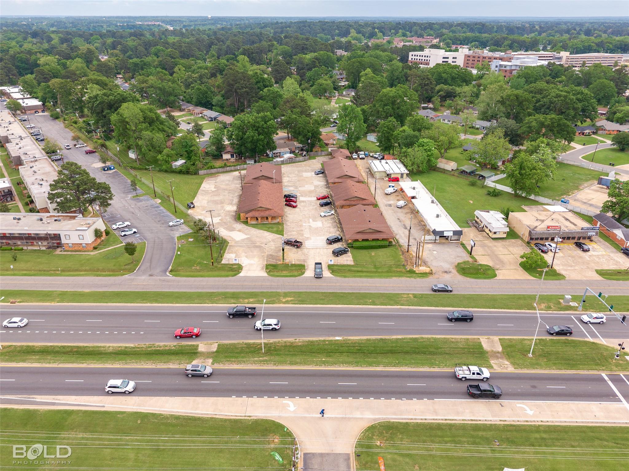 main property photo 17