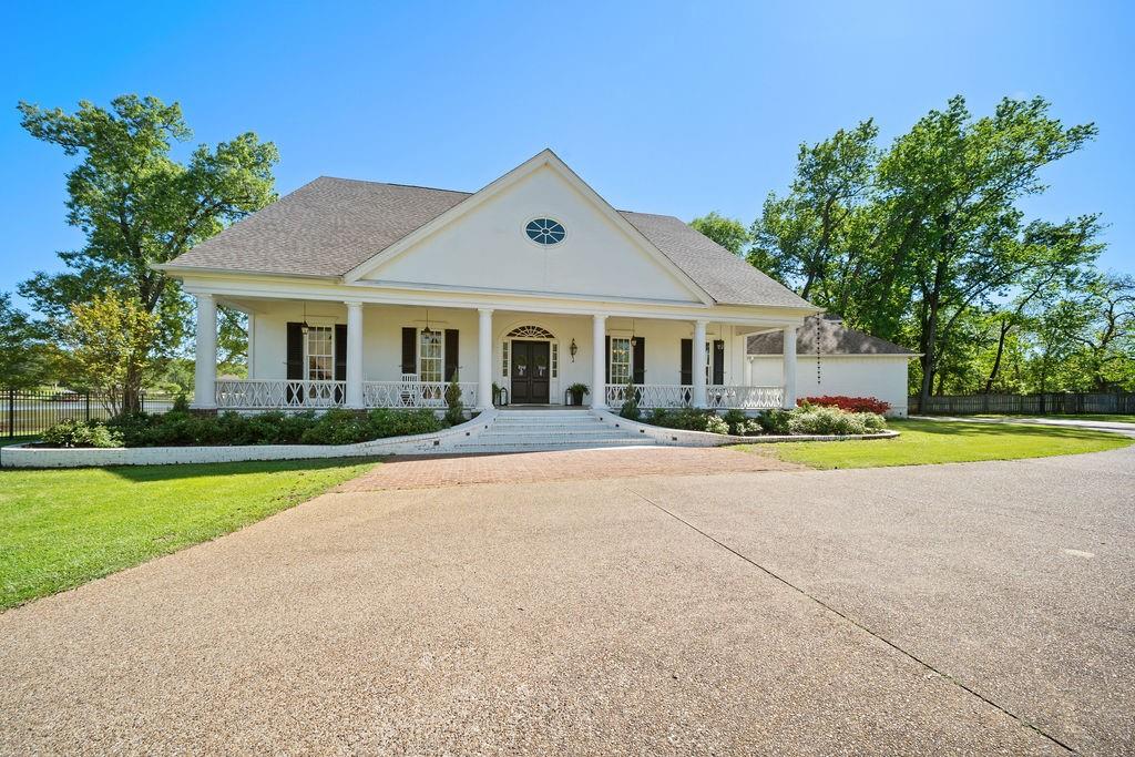main property photo 38
