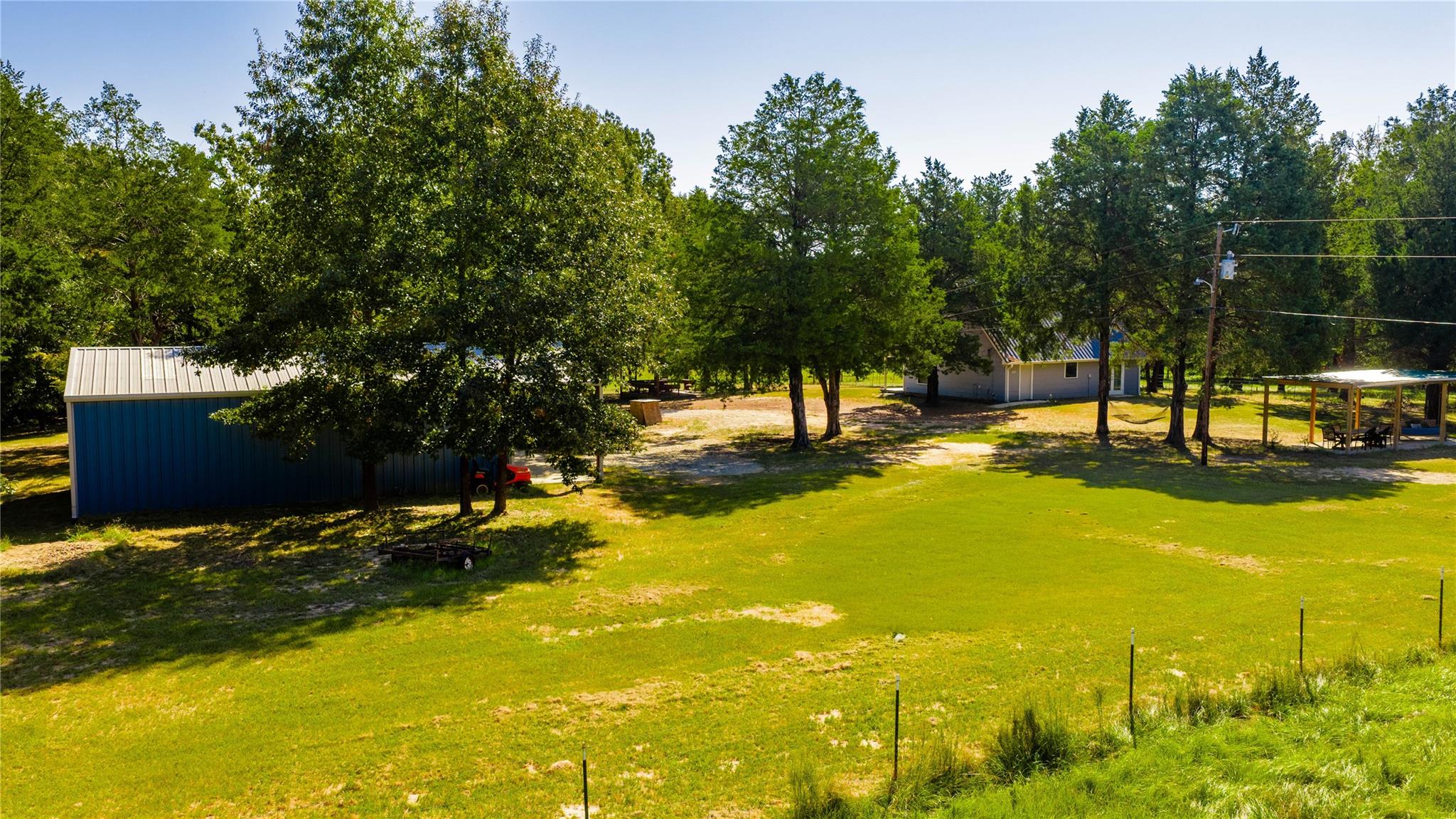 main property photo 22