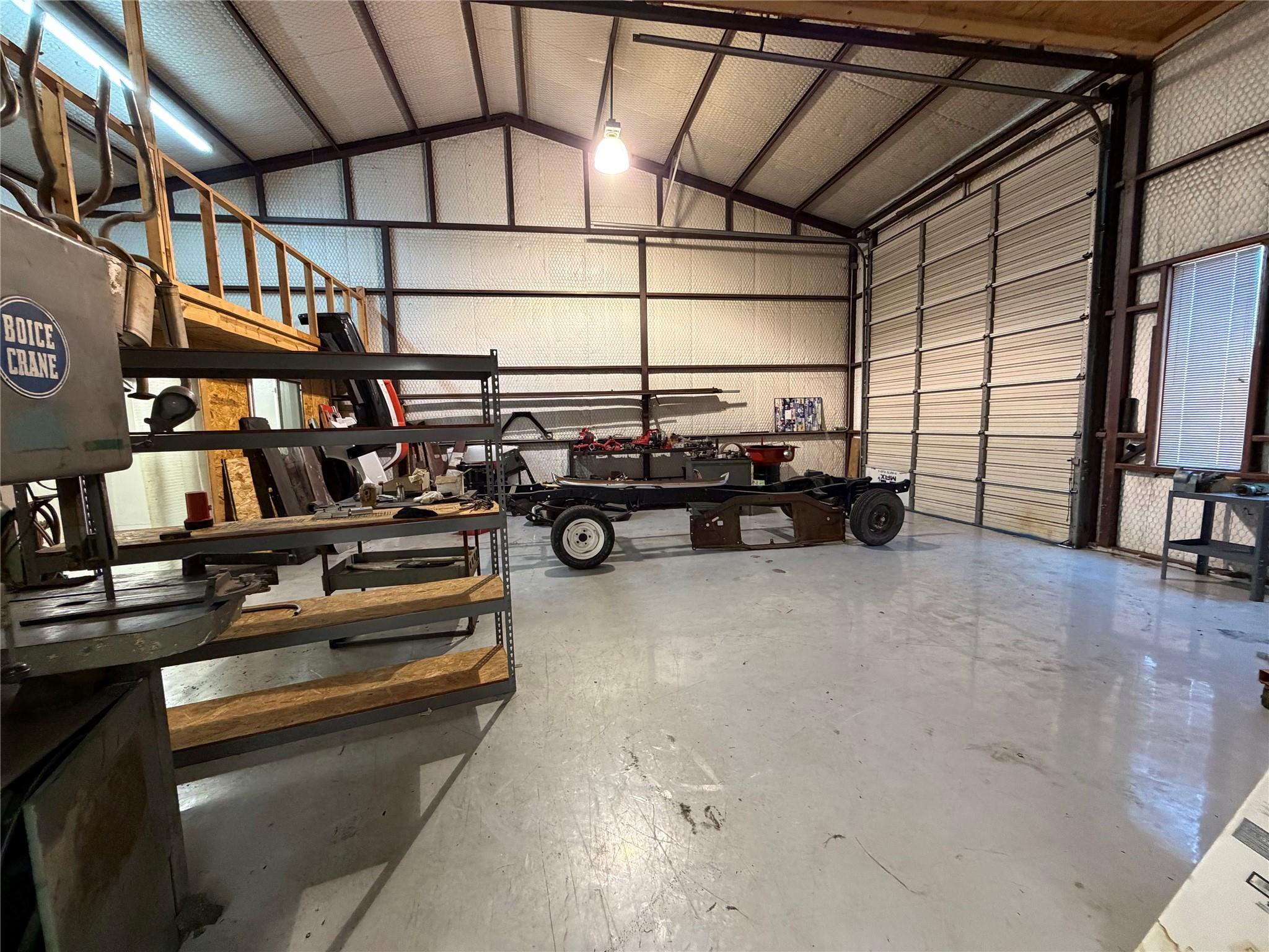 main property photo 10