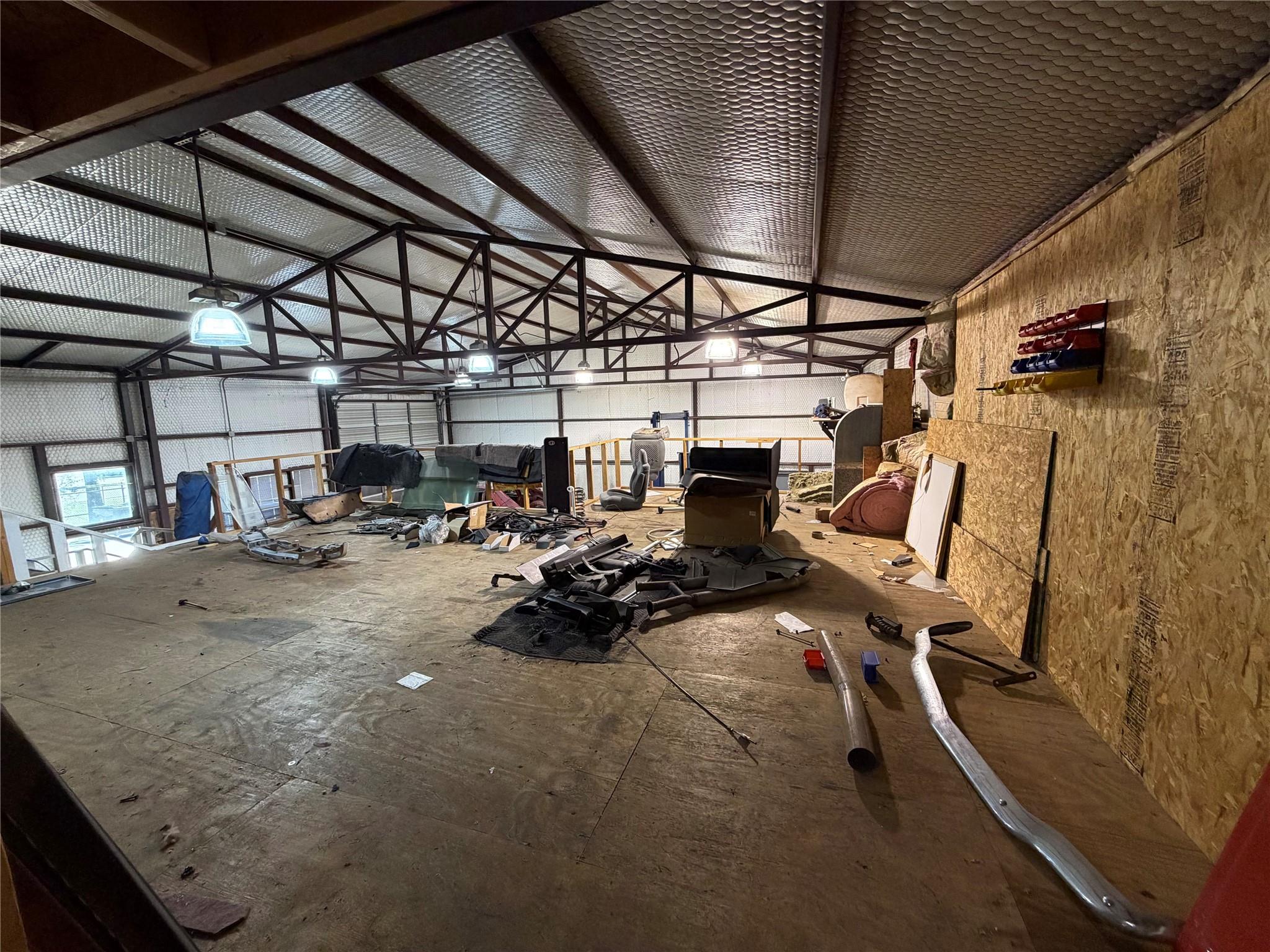 main property photo 17