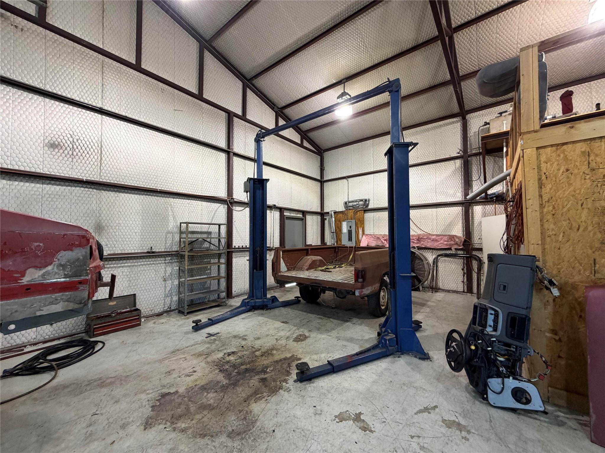 main property photo 6