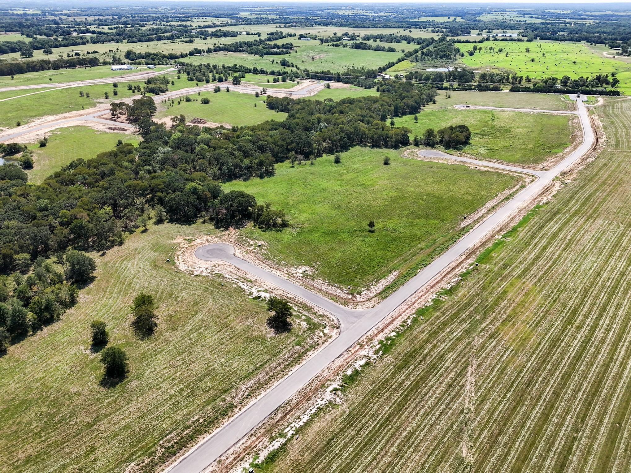 main property photo 10