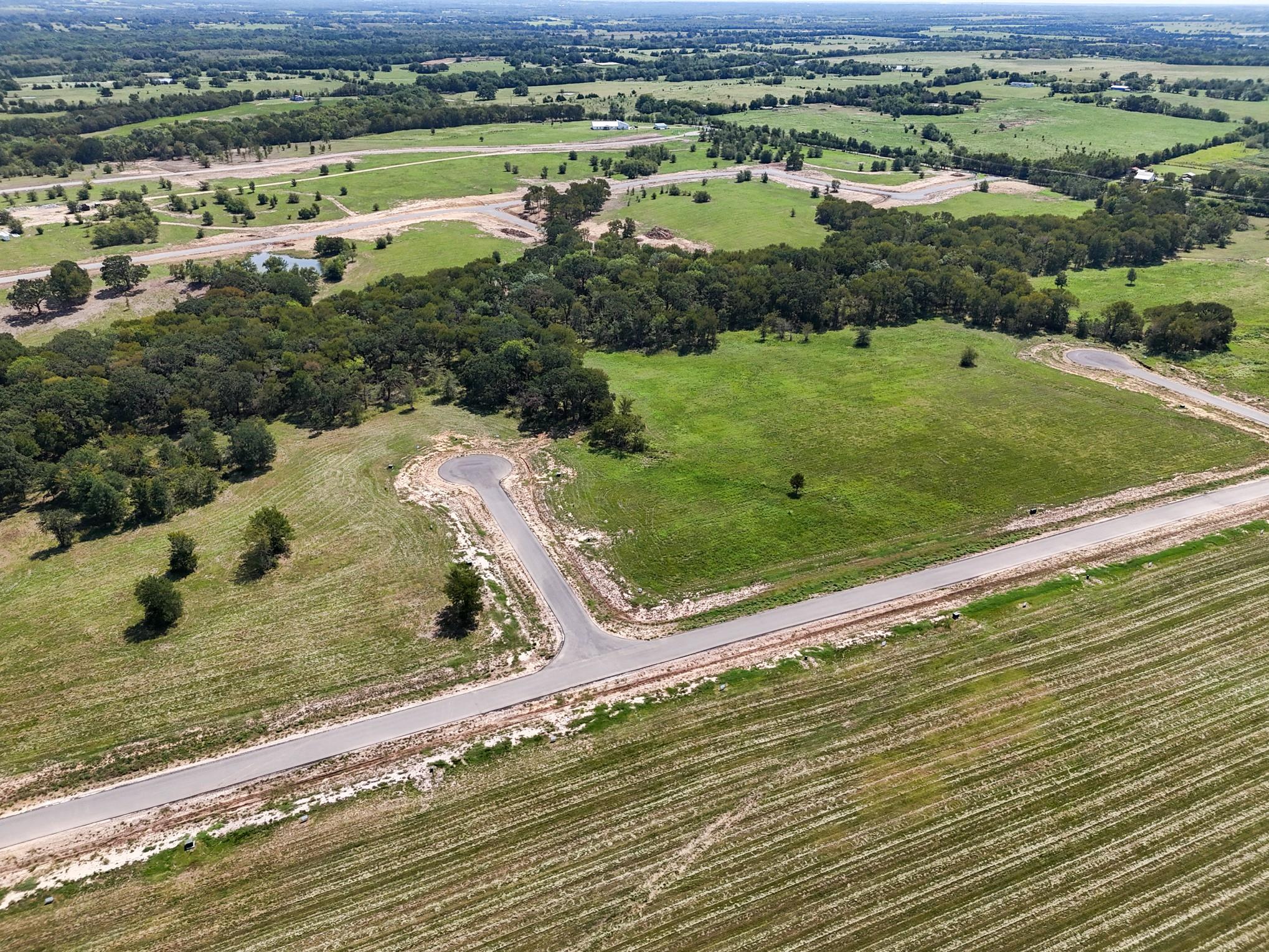 main property photo 12