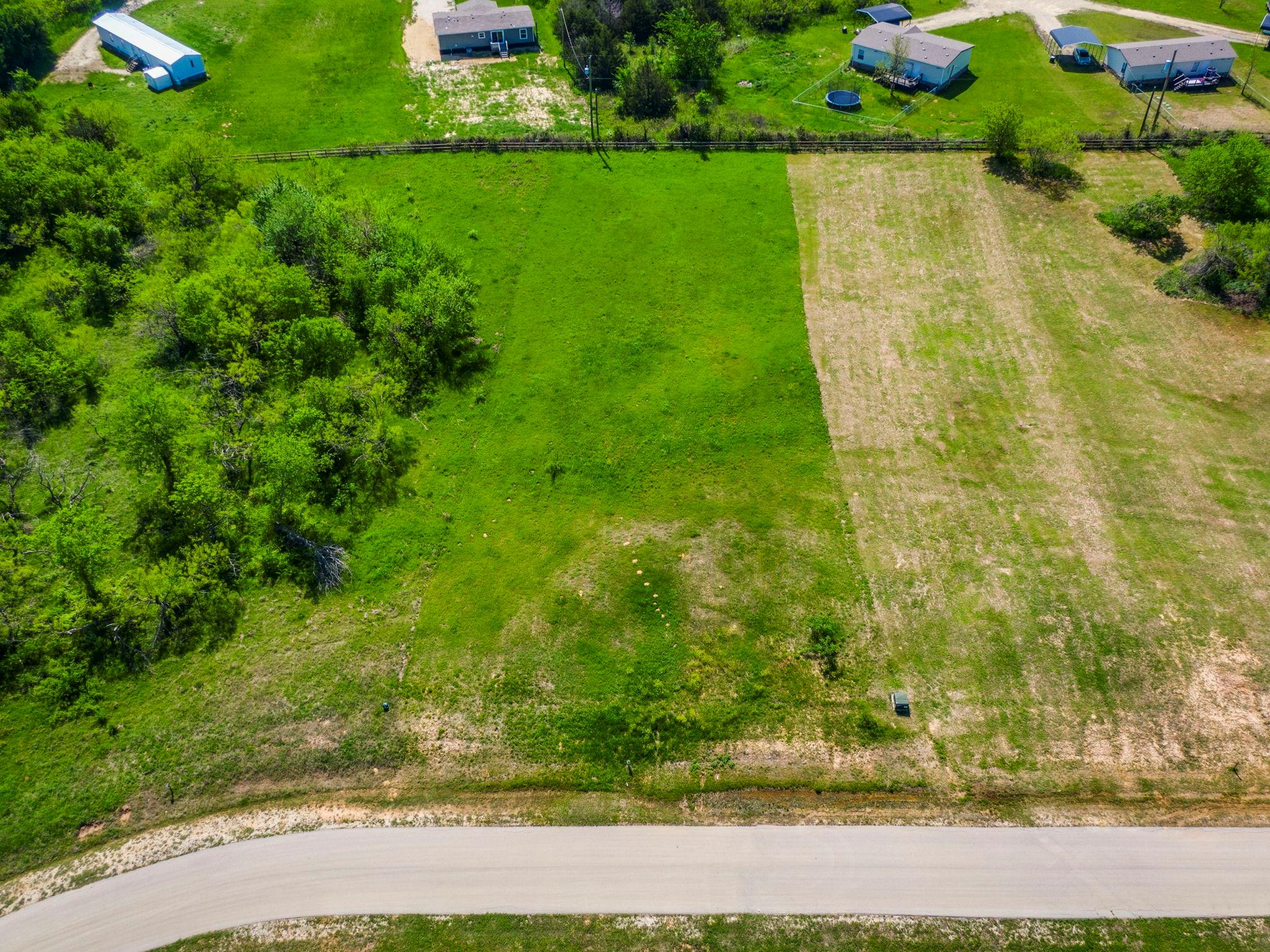 main property photo 7