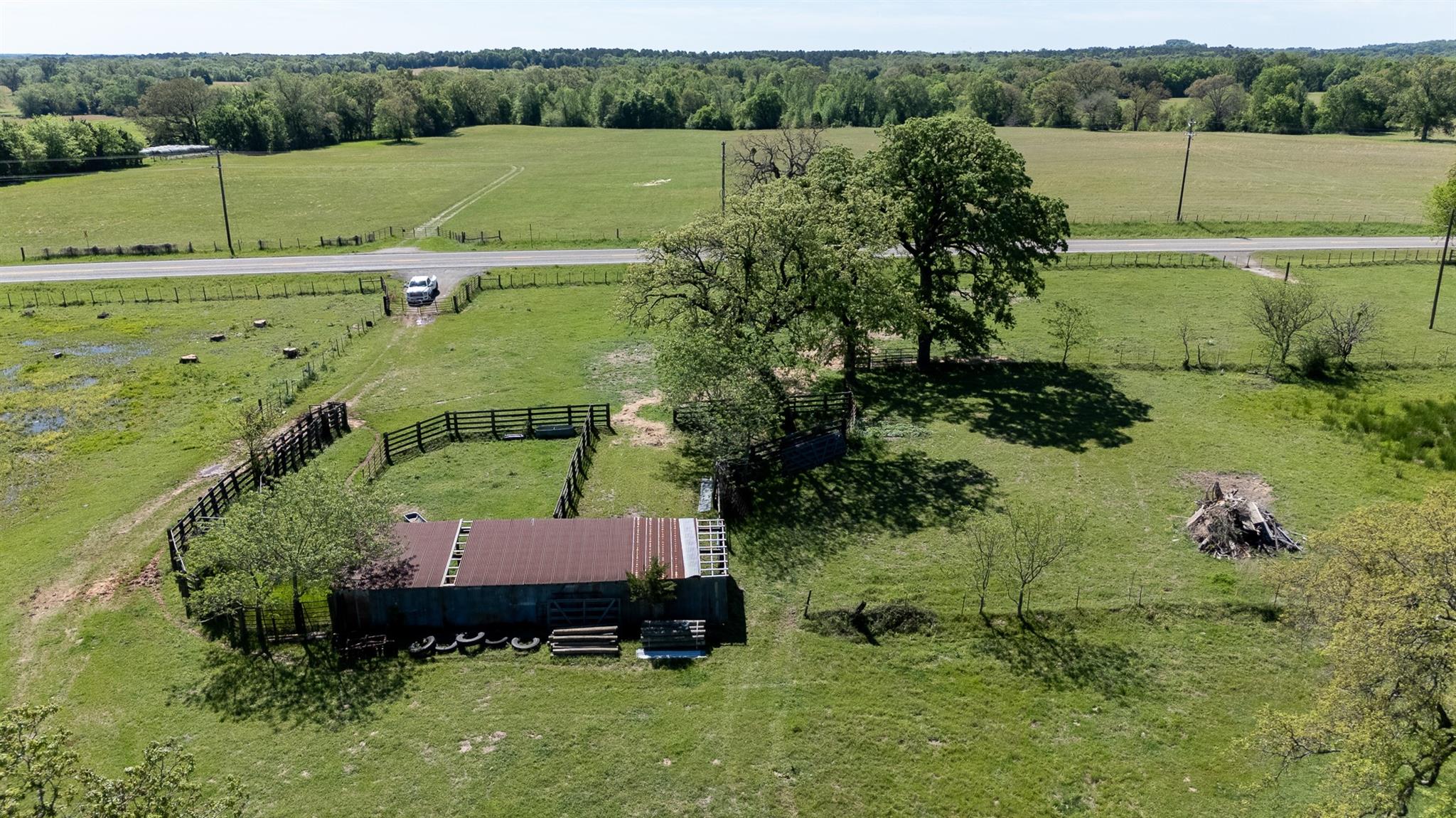 main property photo 11