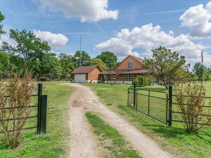 main property photo 3