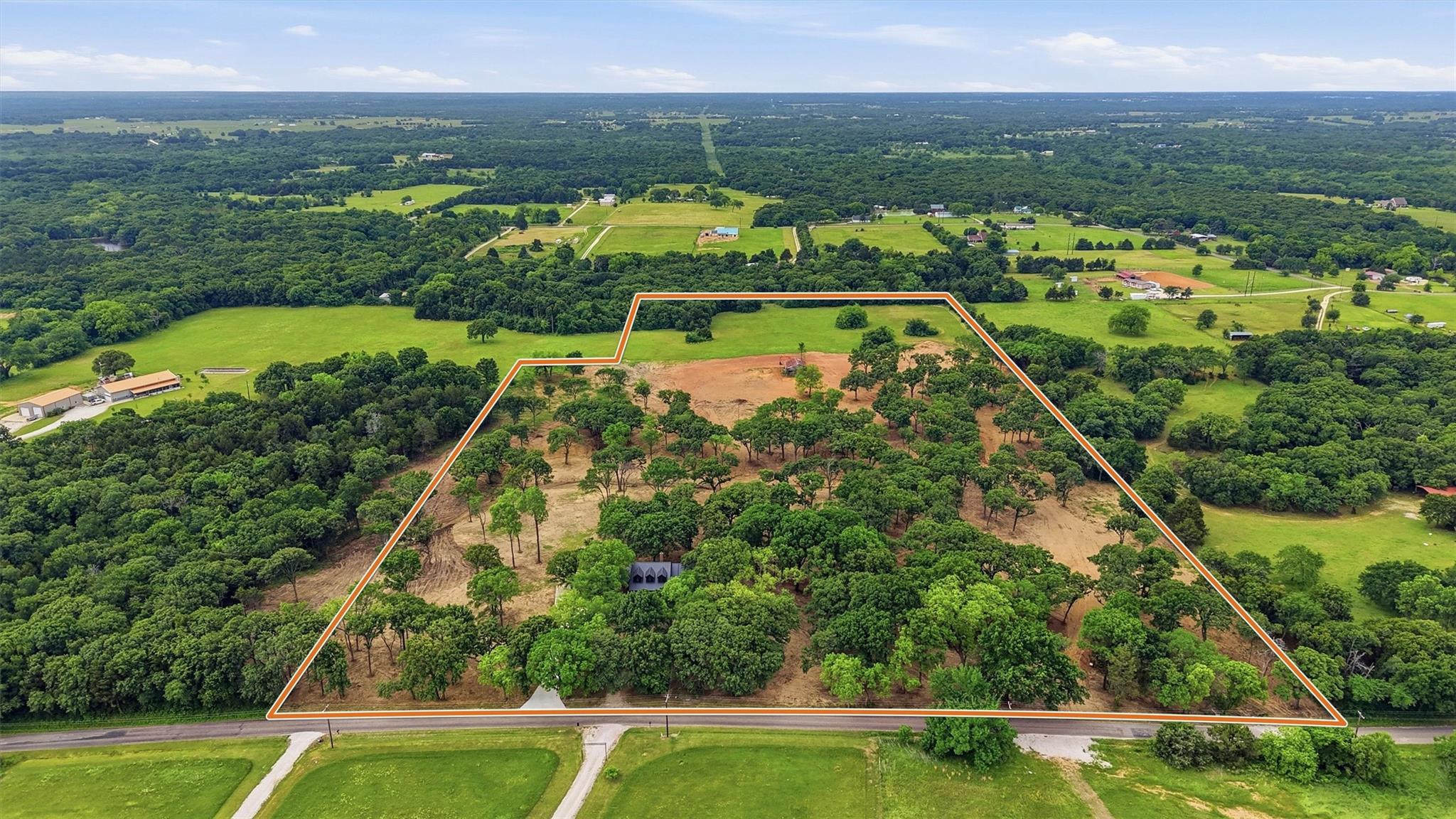 main property photo 35