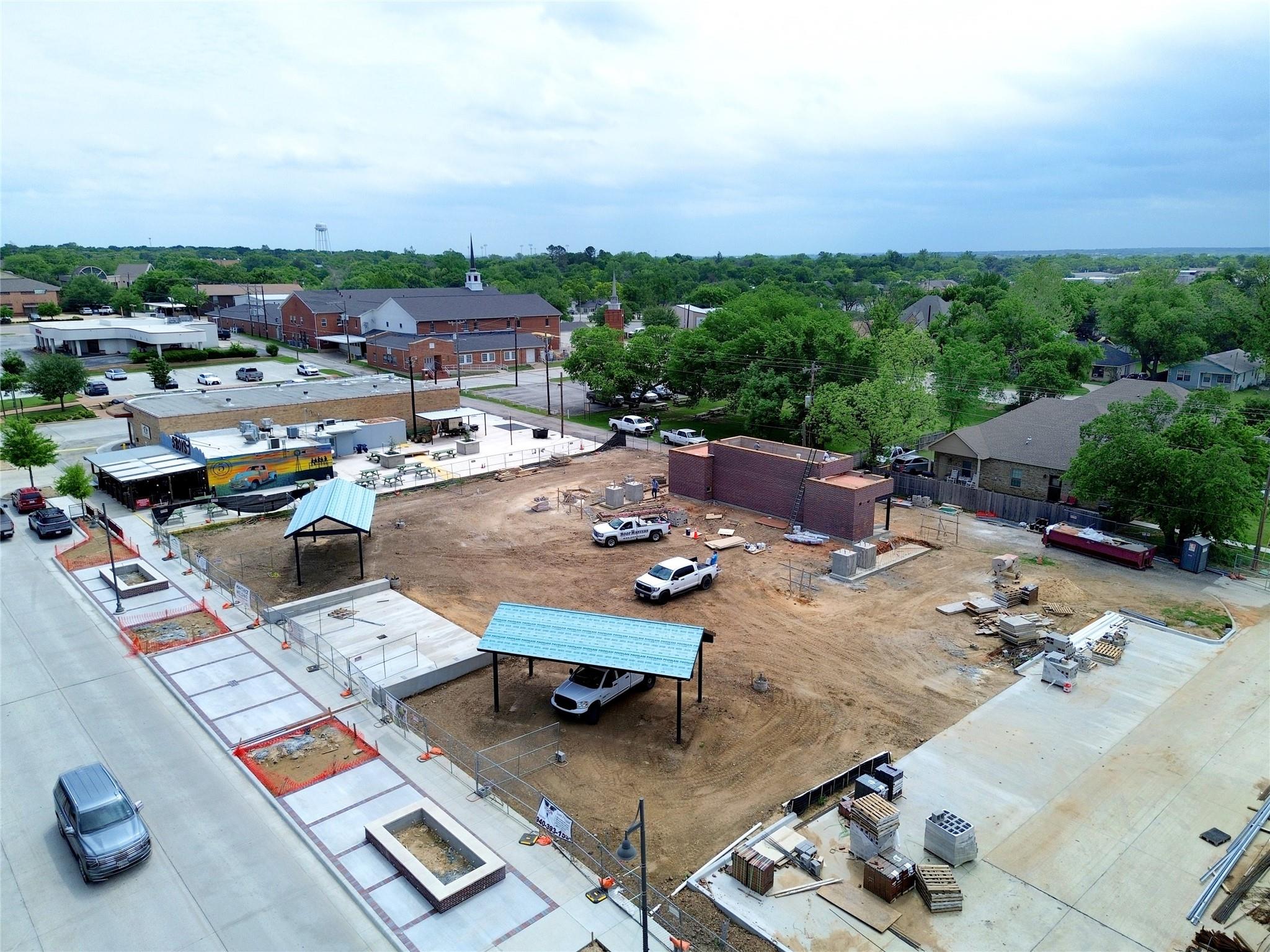 main property photo 13