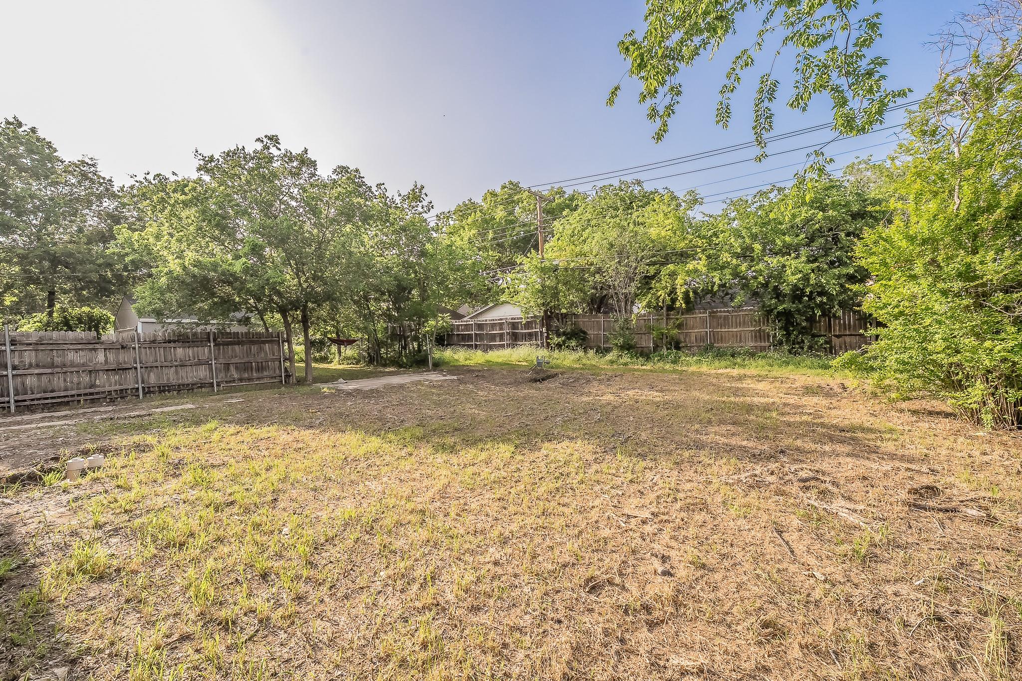 main property photo 27