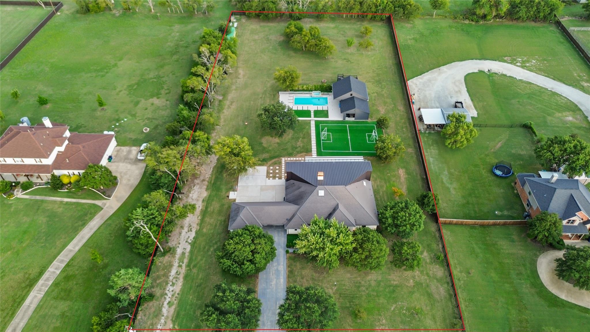 main property photo 1
