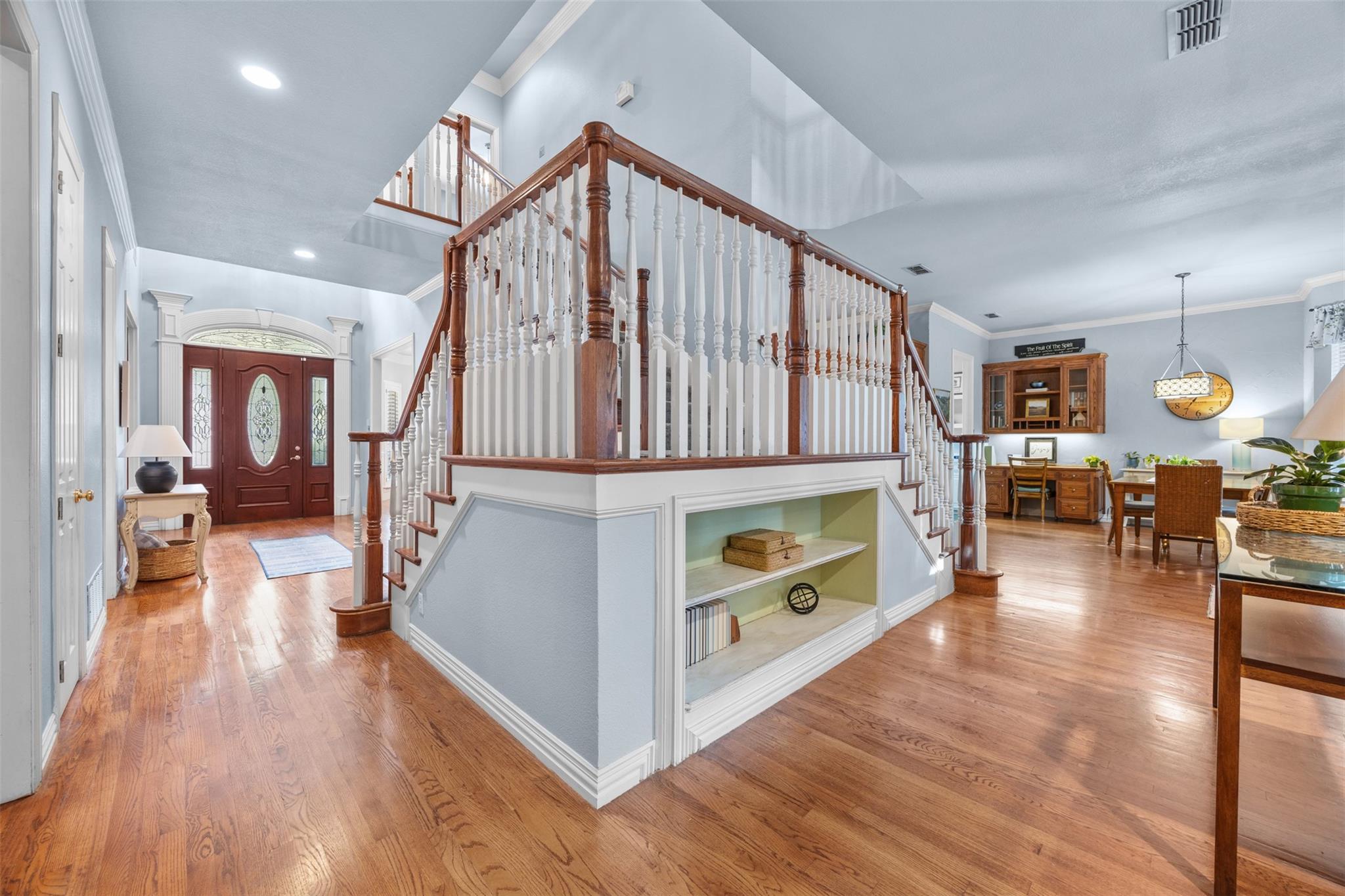 main property photo 12