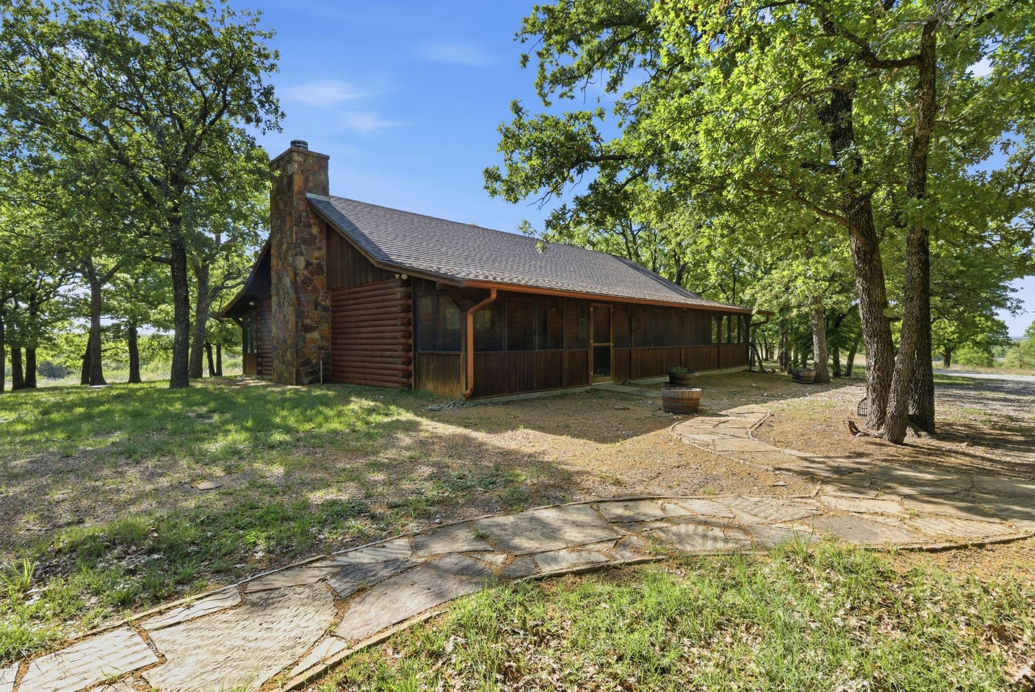 main property photo 17