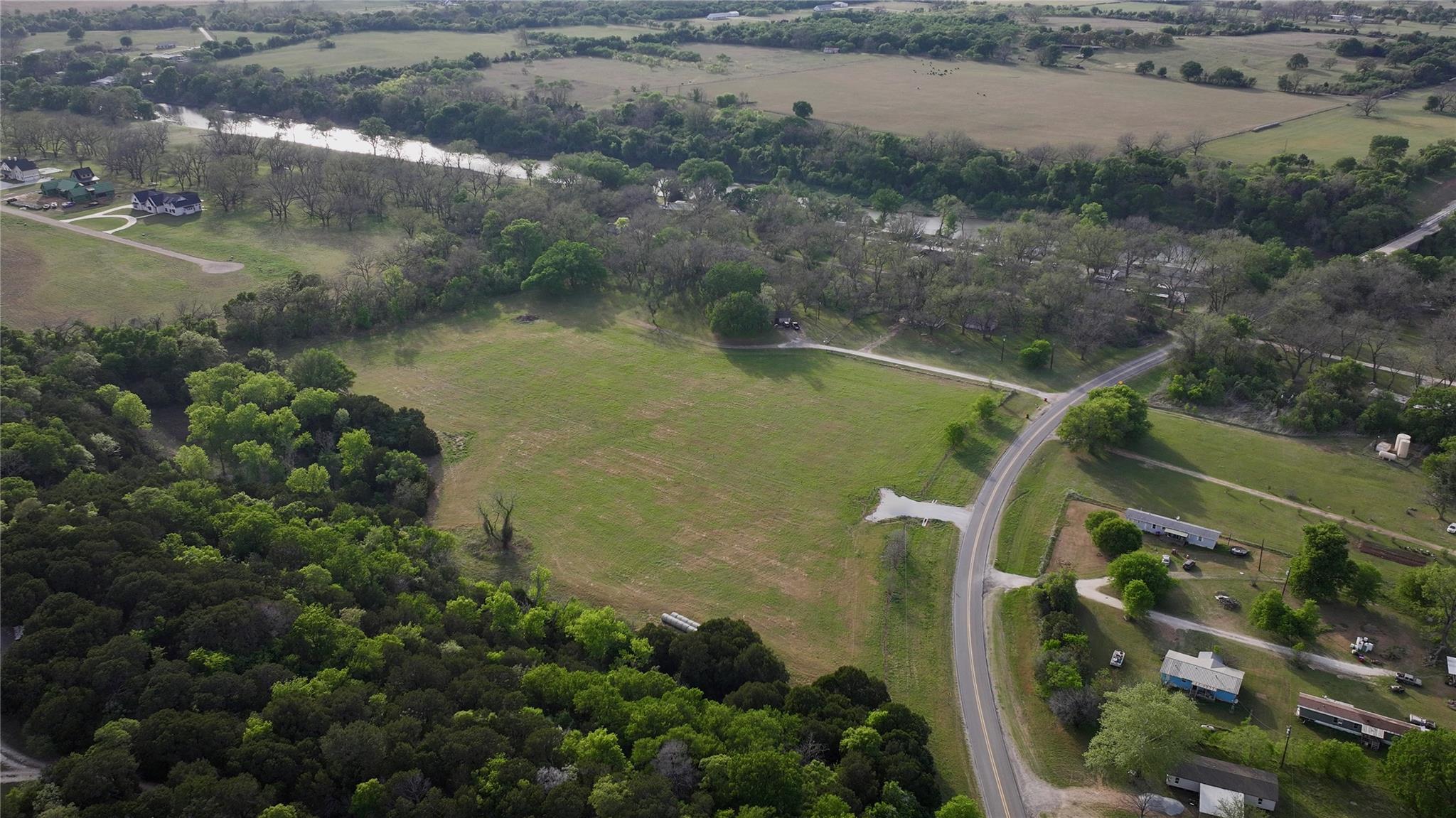 main property photo 5