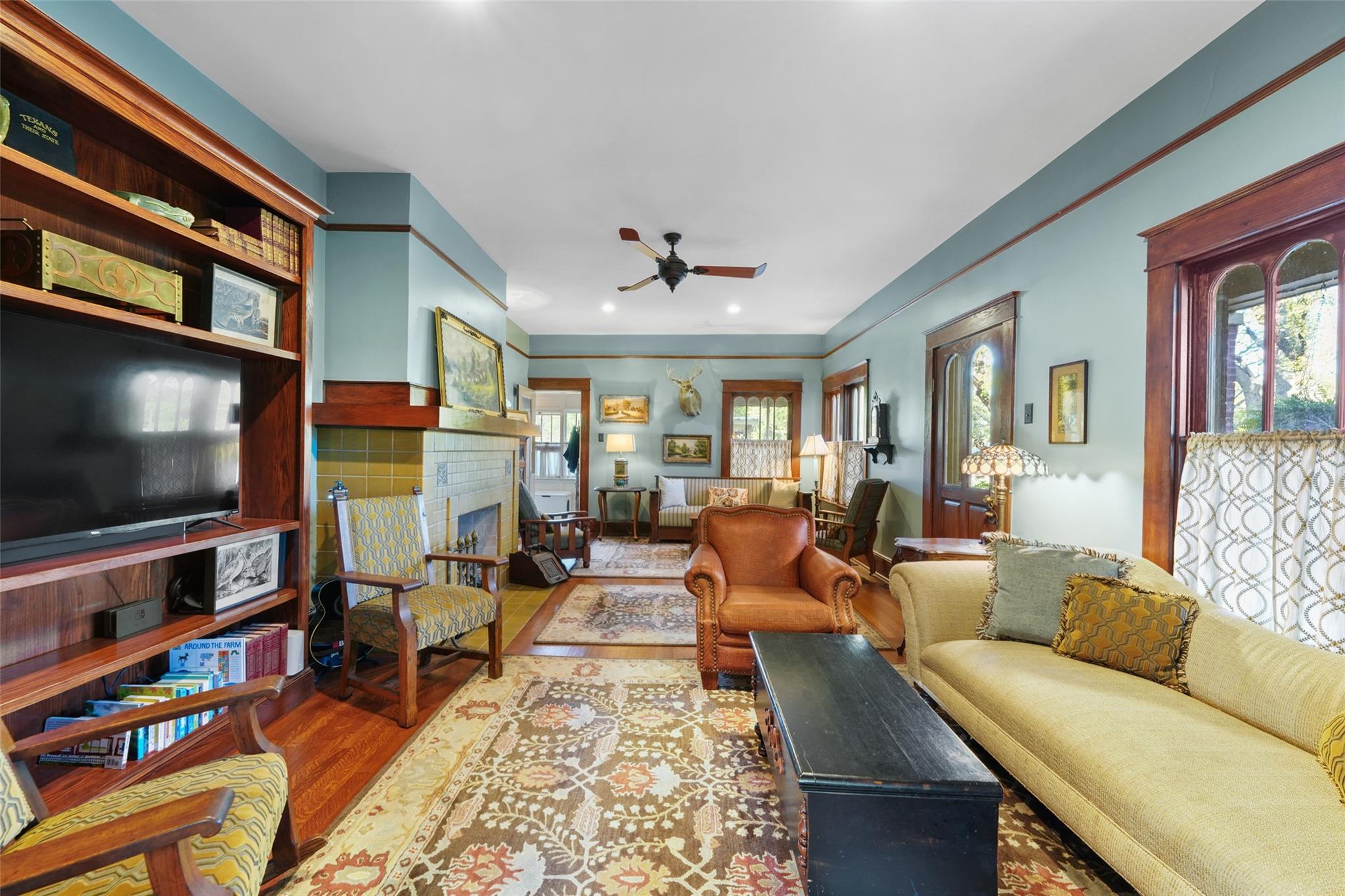 main property photo 10