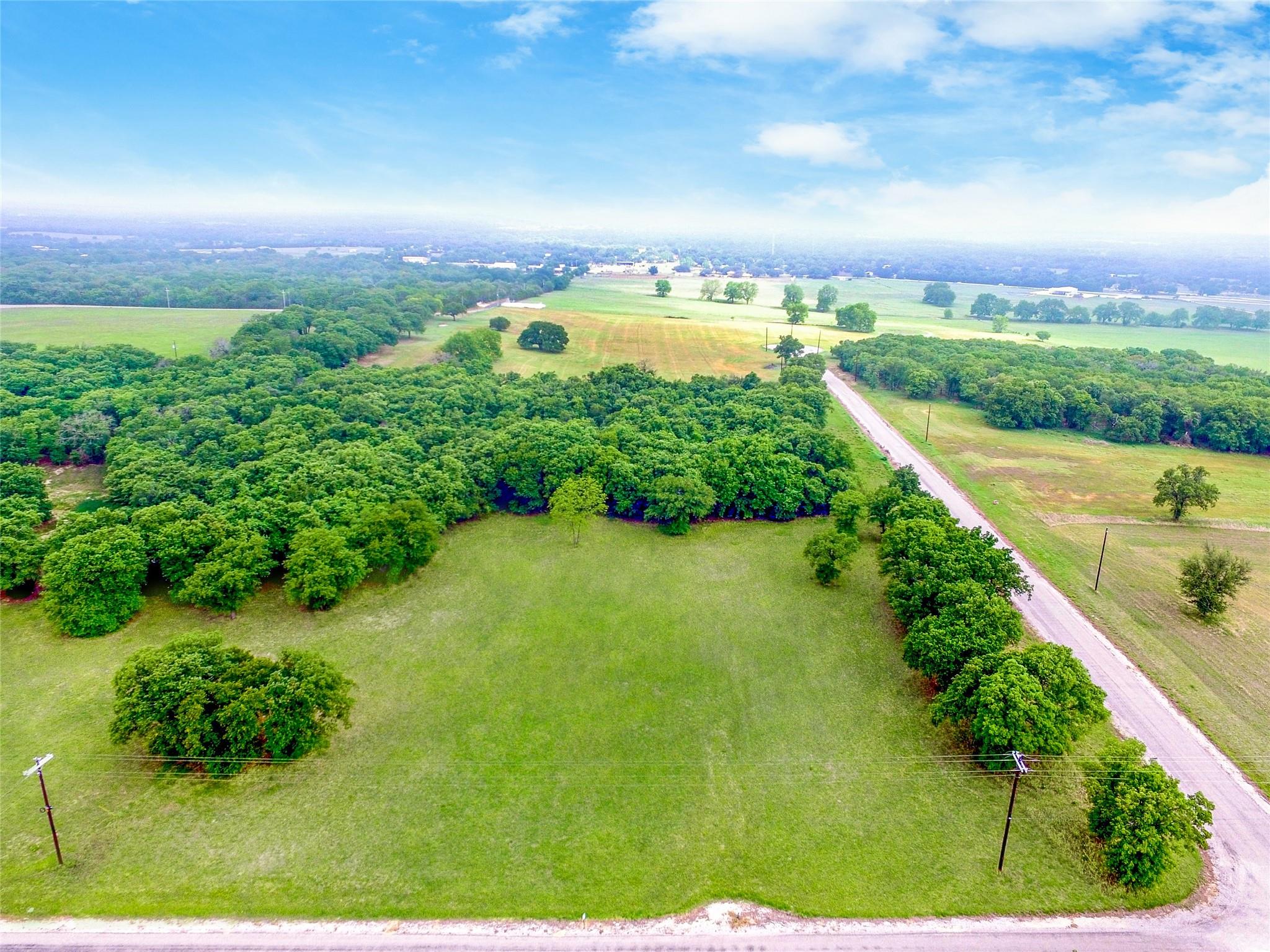main property photo 10