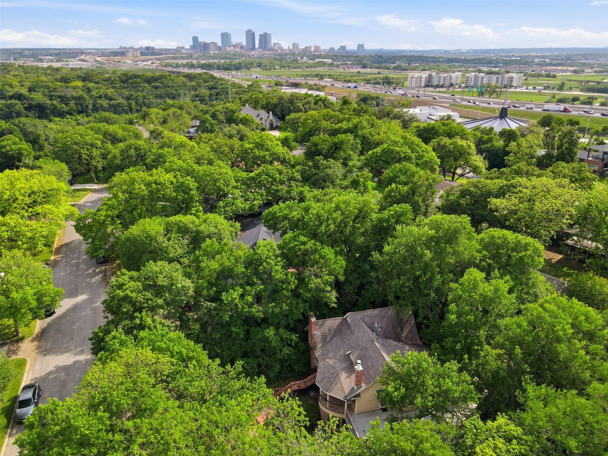 main property photo 29