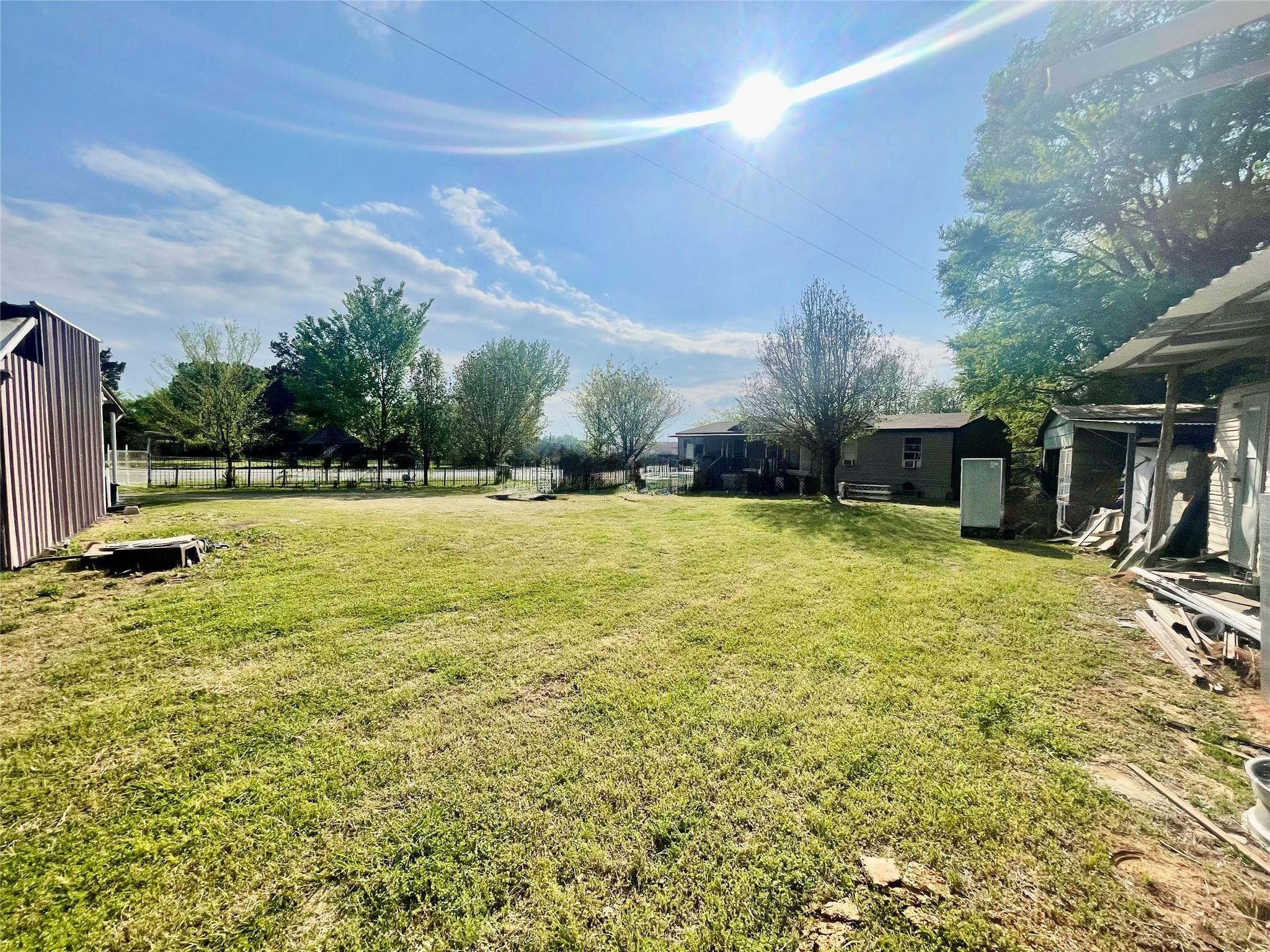 main property photo 8