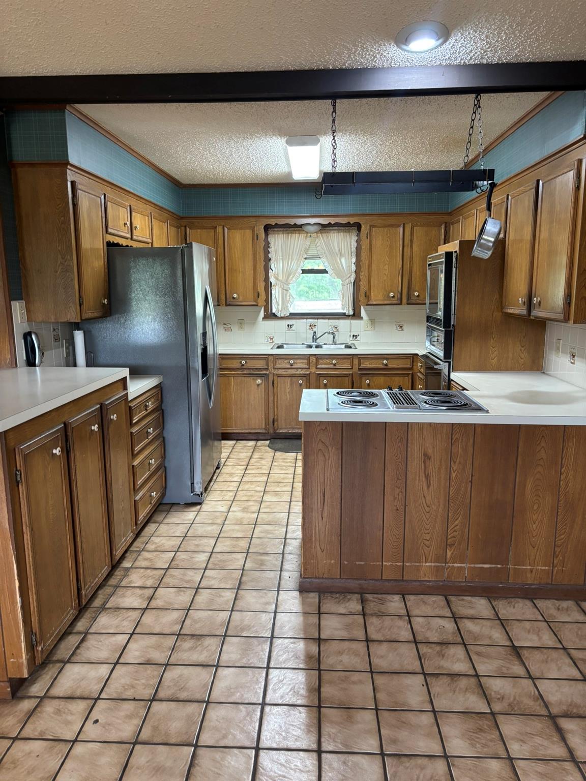 main property photo 17