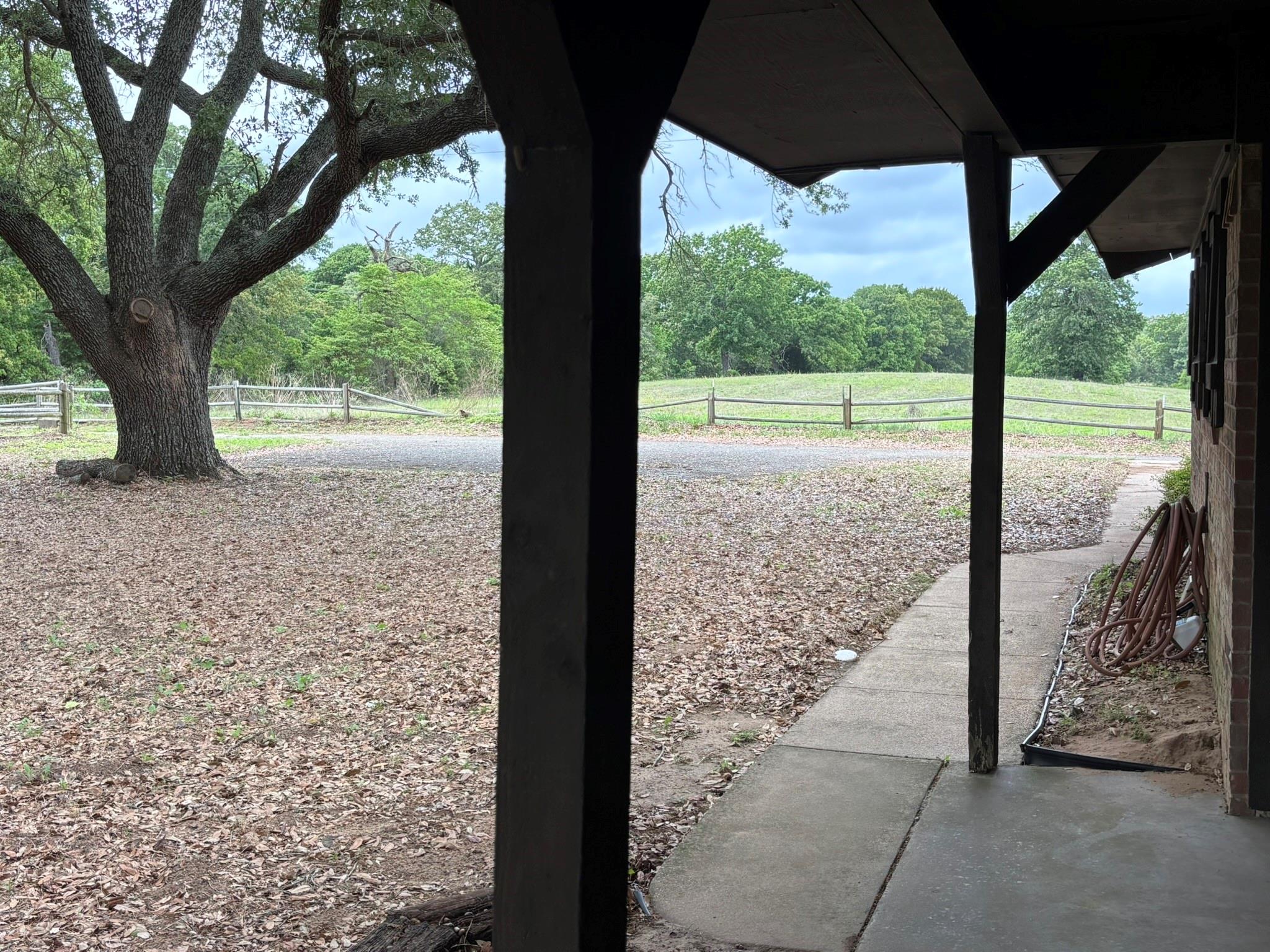 main property photo 27