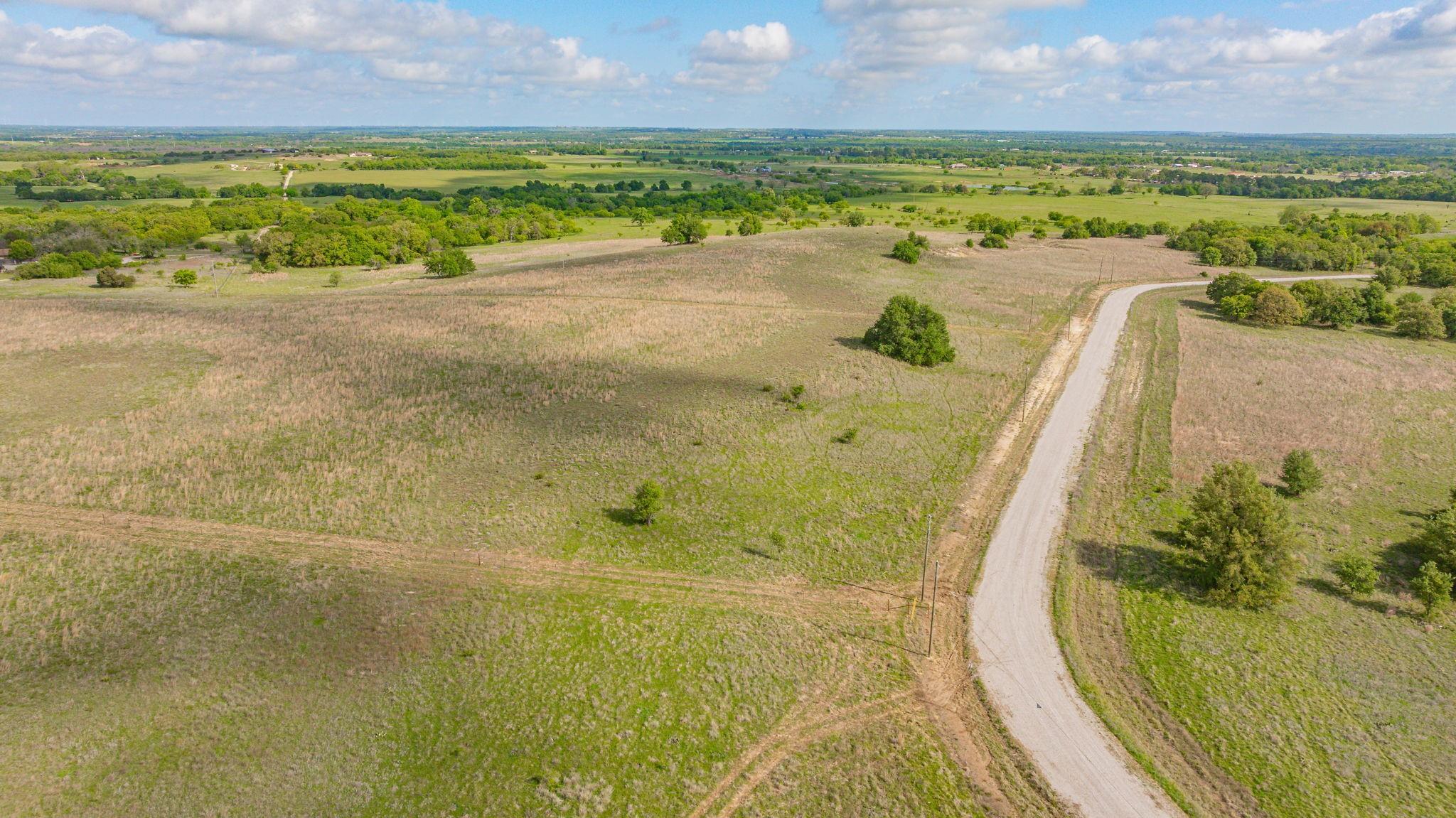 main property photo 20