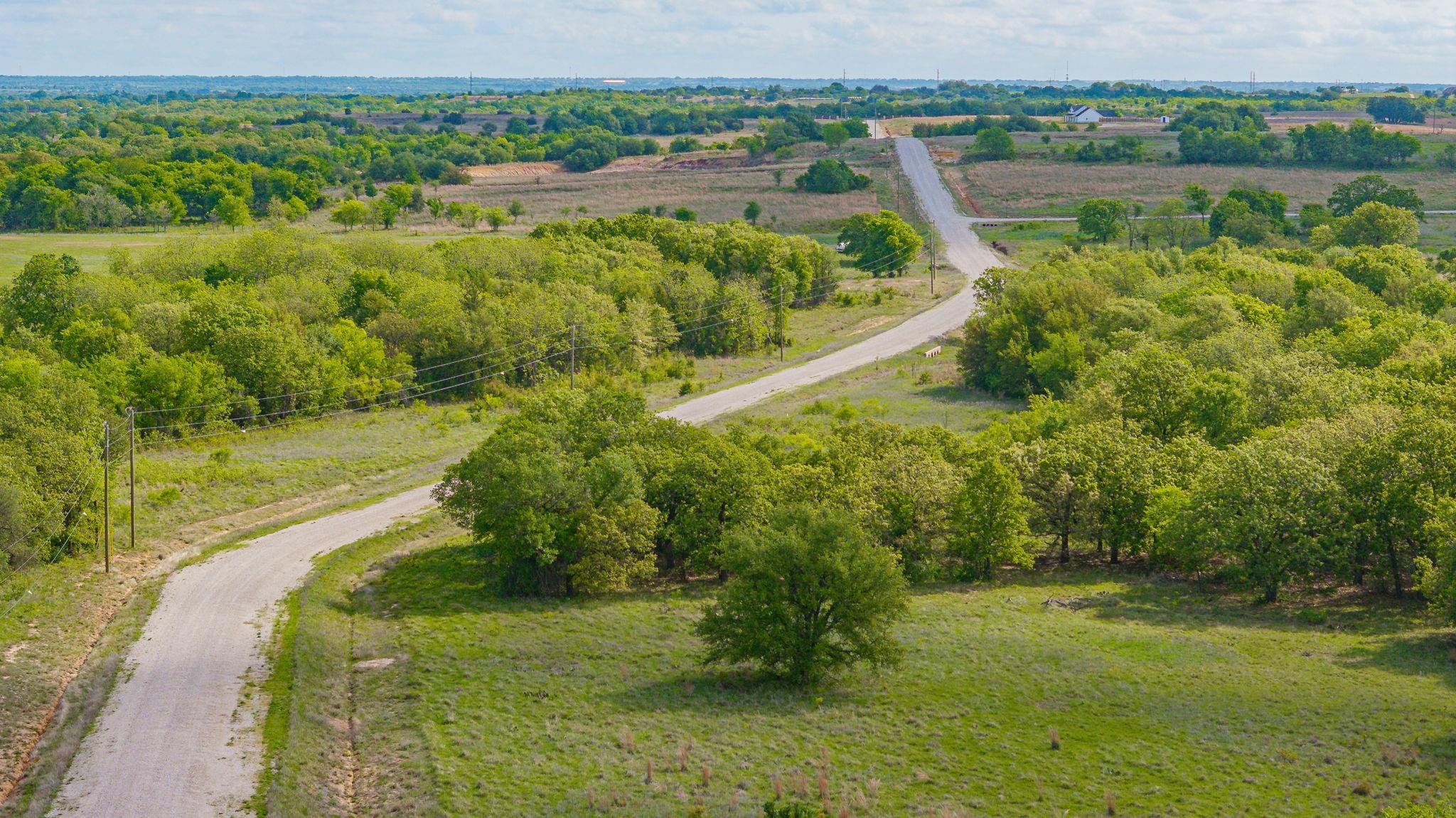 main property photo 26