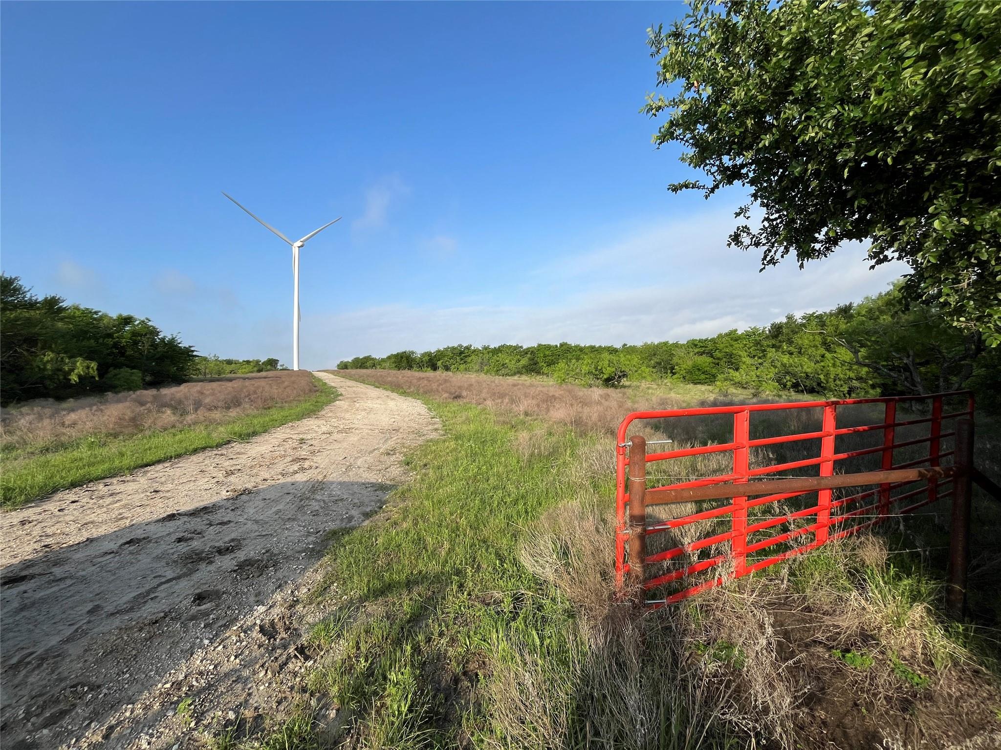 main property photo 11