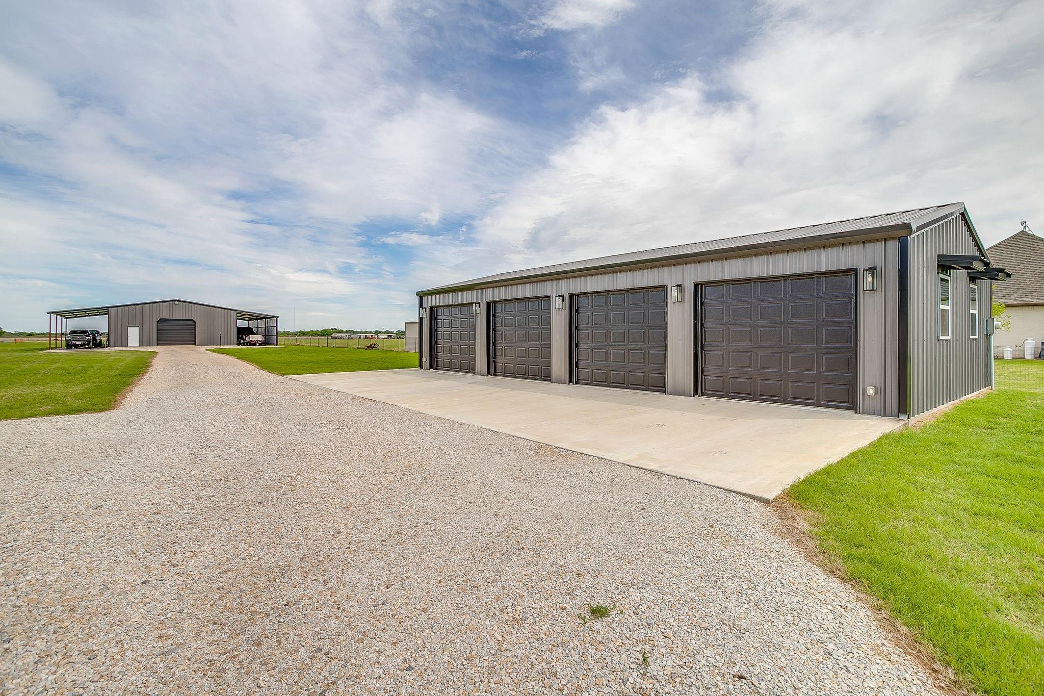 main property photo 31