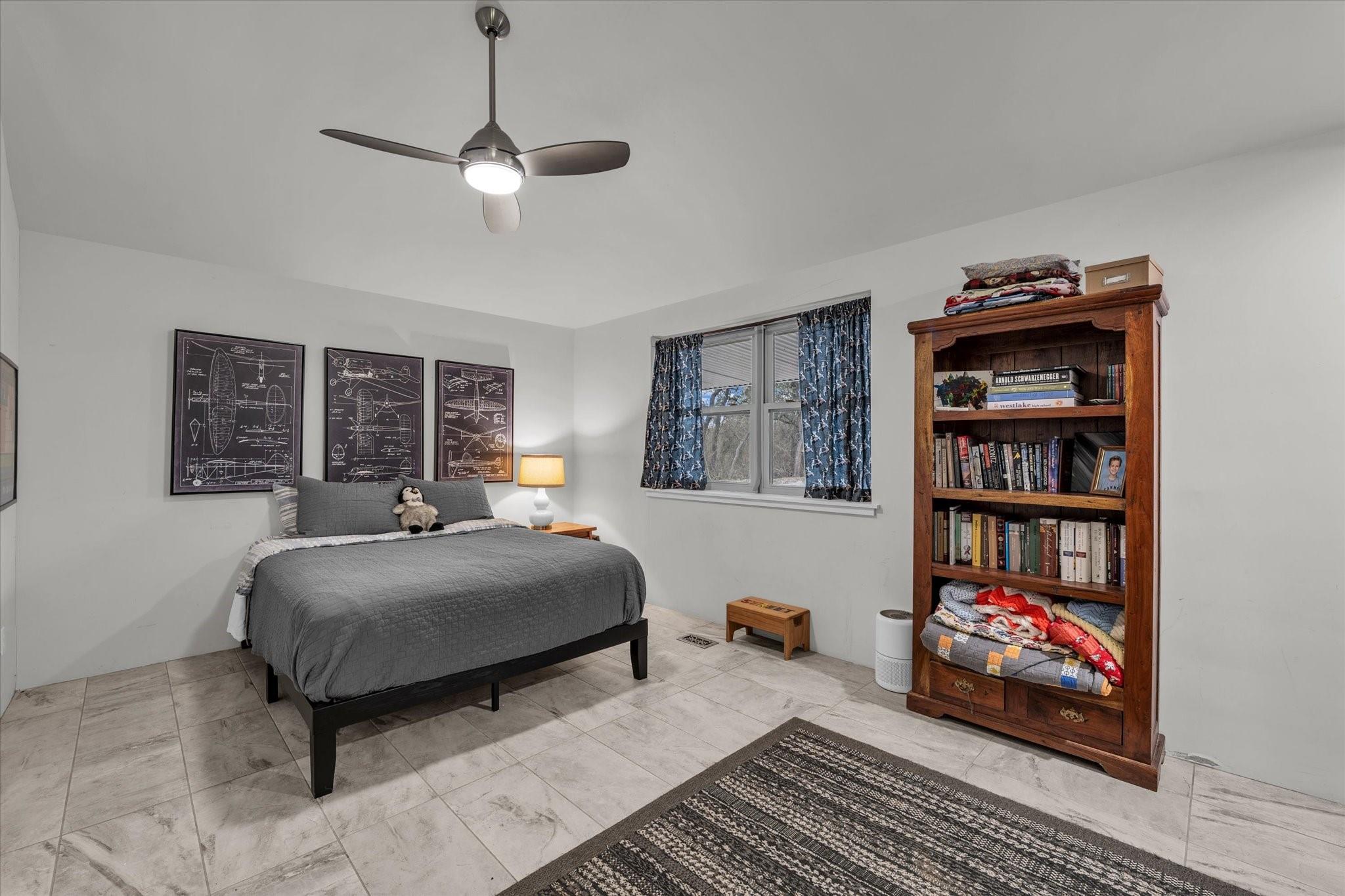 main property photo 27