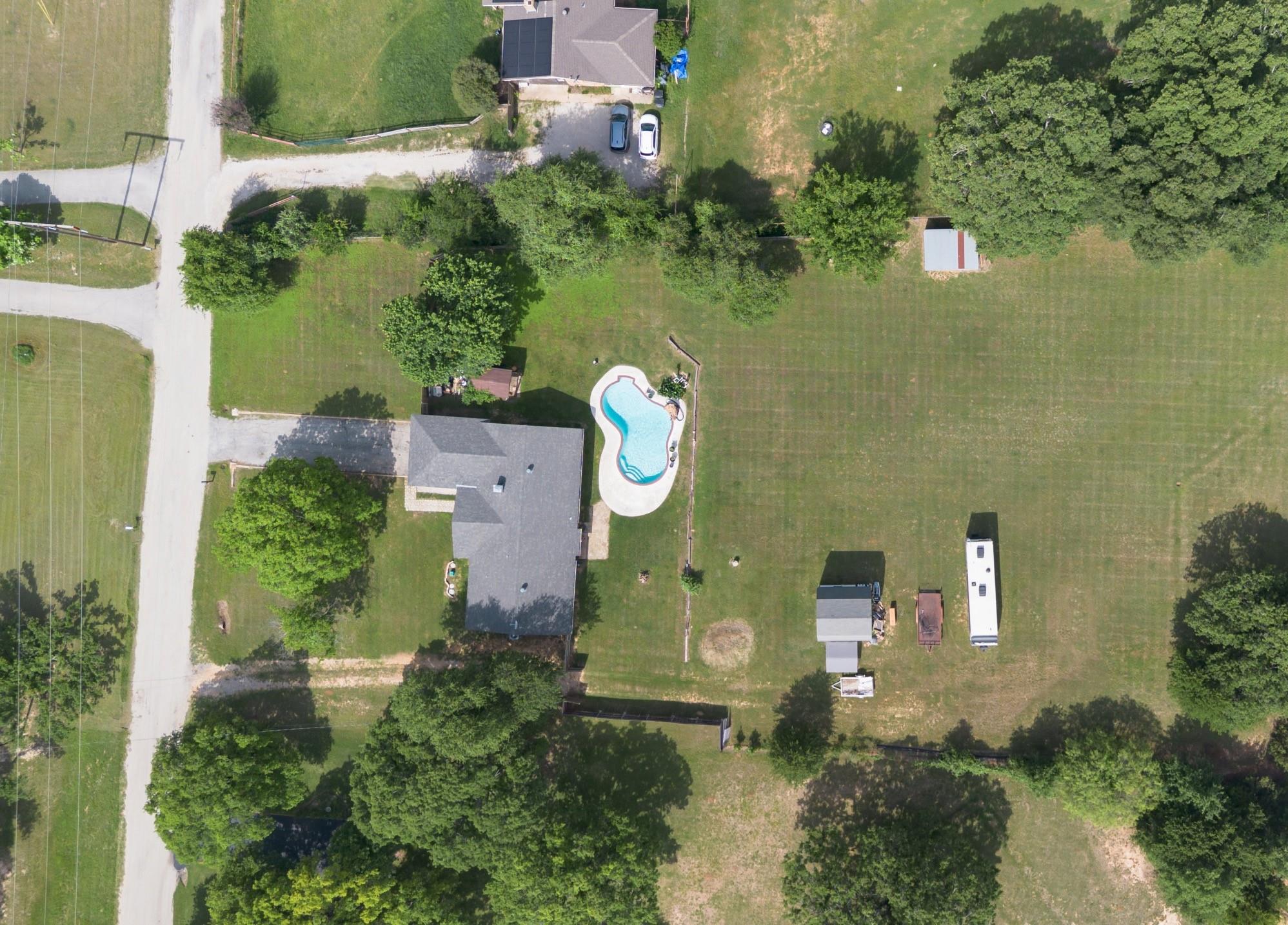 main property photo 39