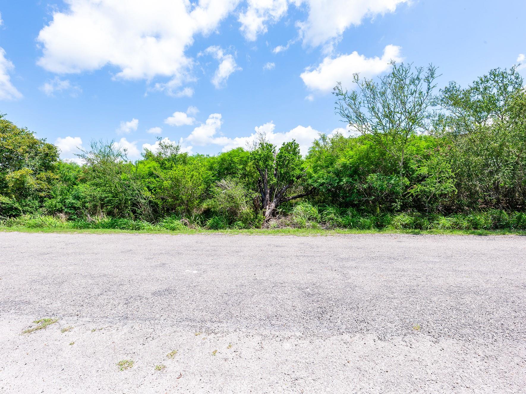 main property photo 10