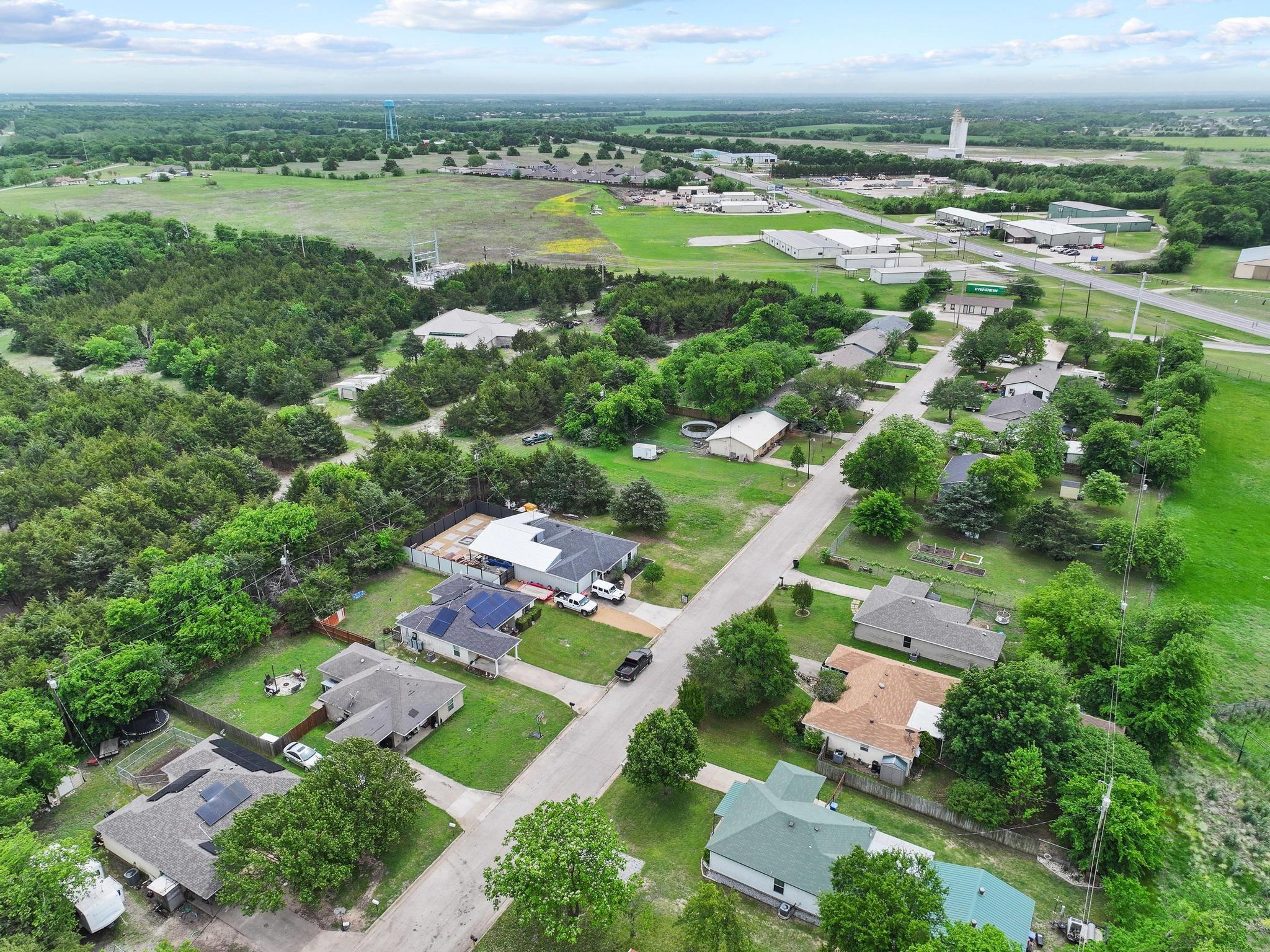 main property photo 7