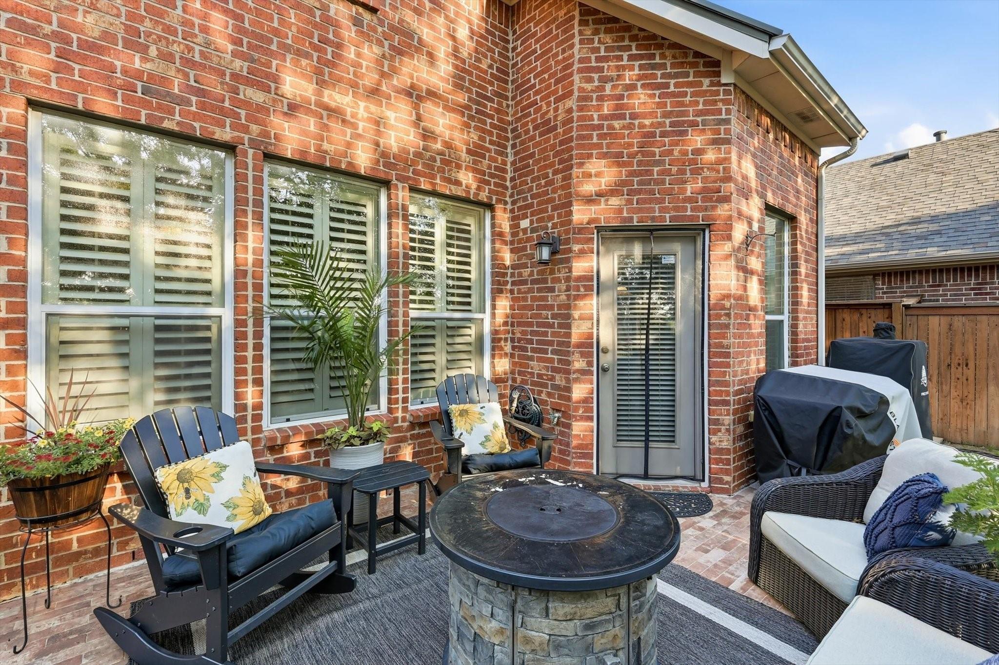 main property photo 34