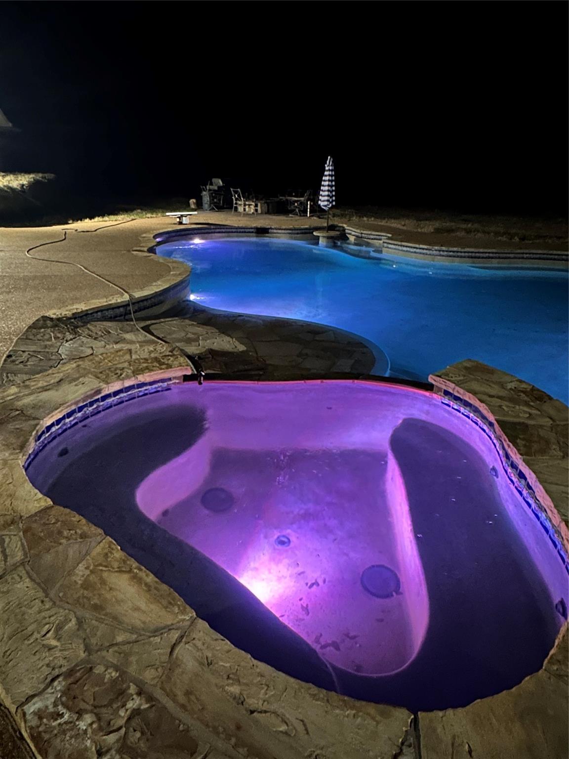 main property photo 9