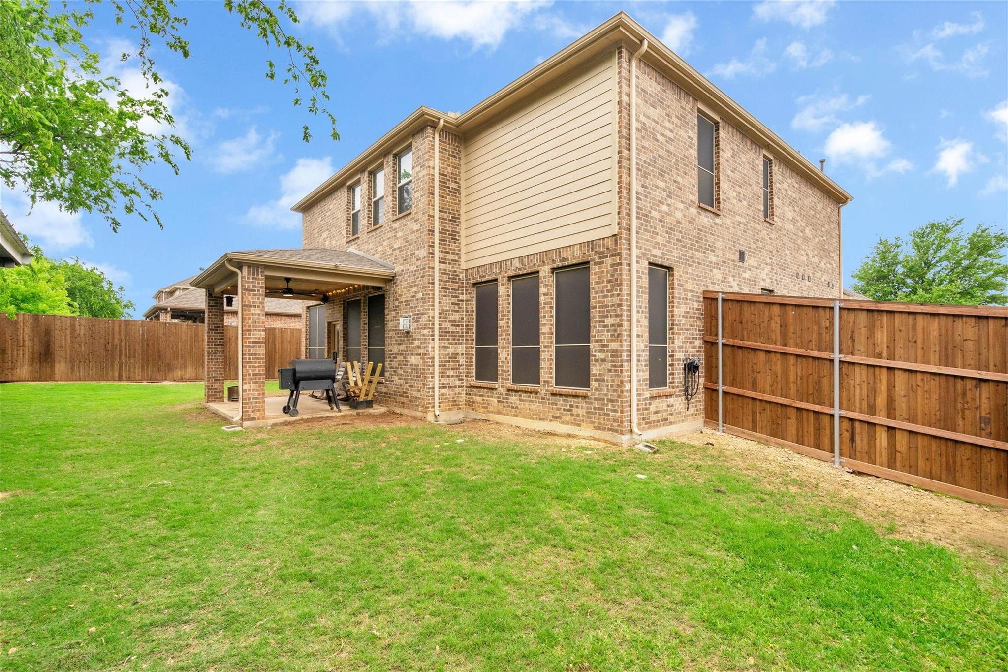 main property photo 38