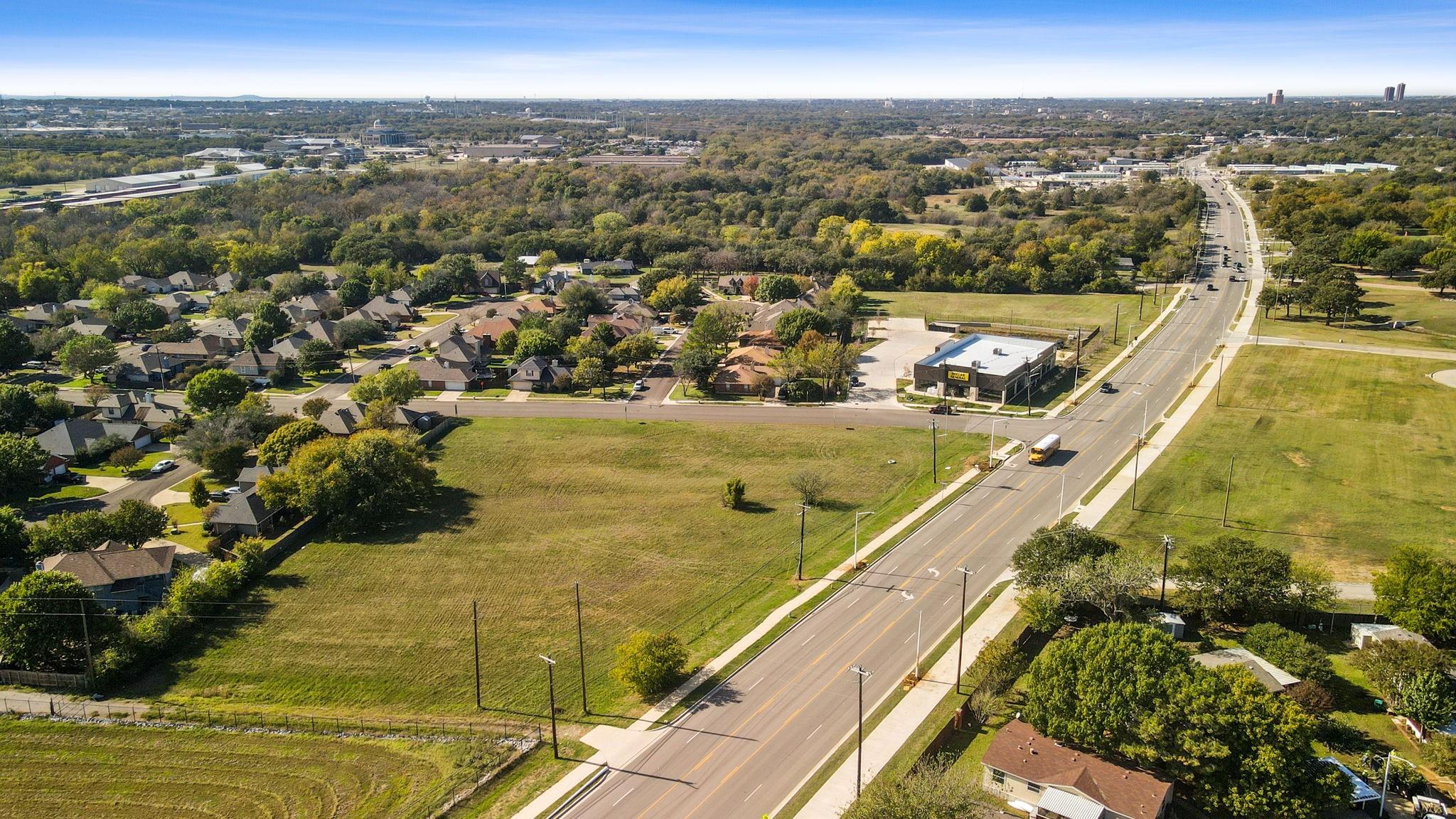 main property photo 10