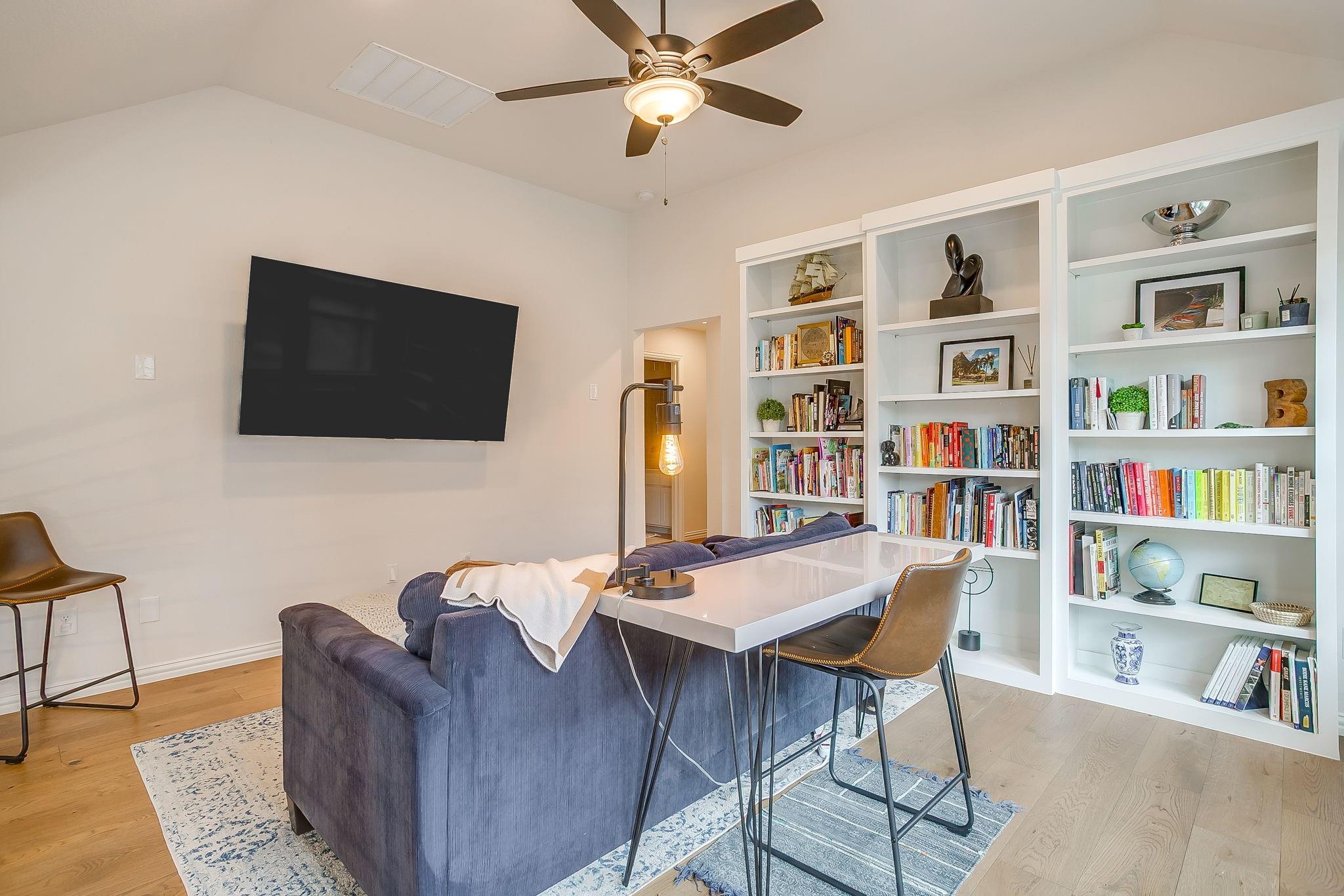 main property photo 29