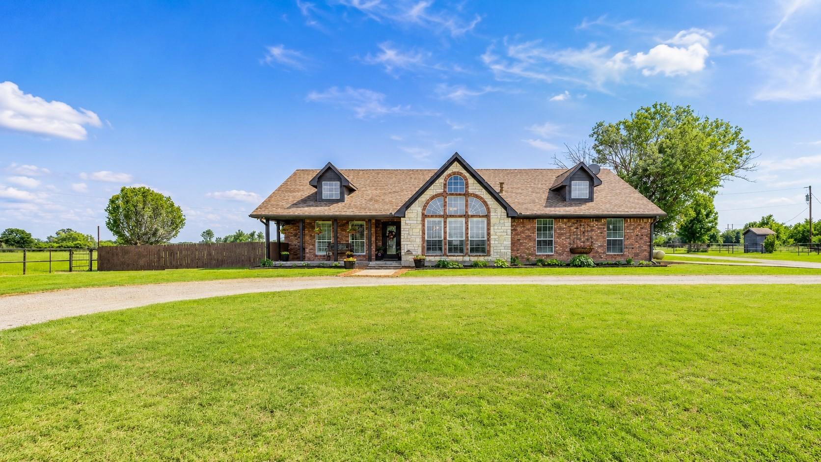main property photo 7