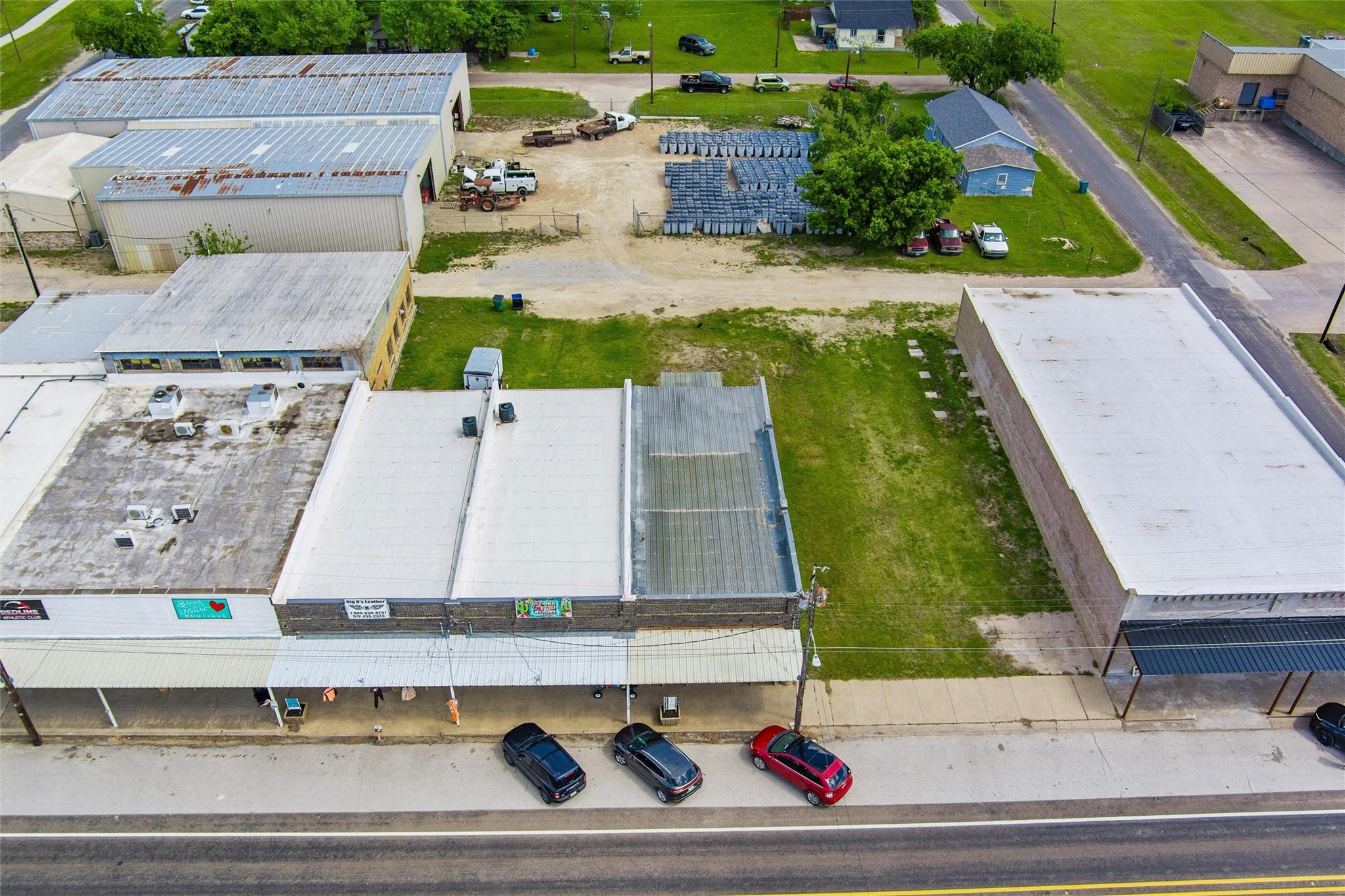 main property photo 7