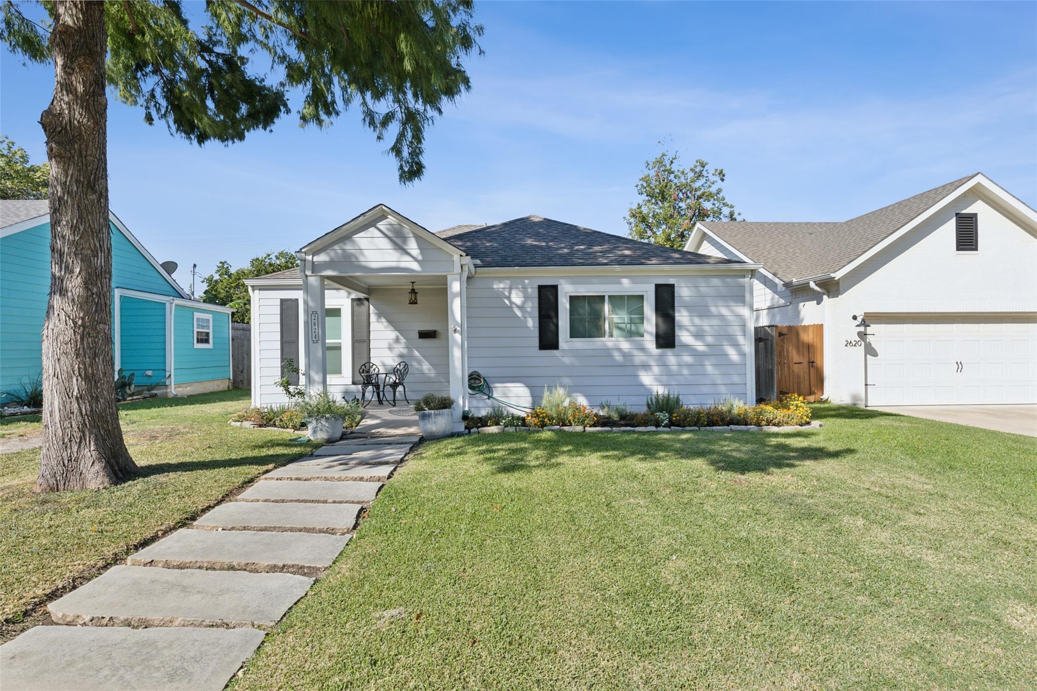 main property photo 18