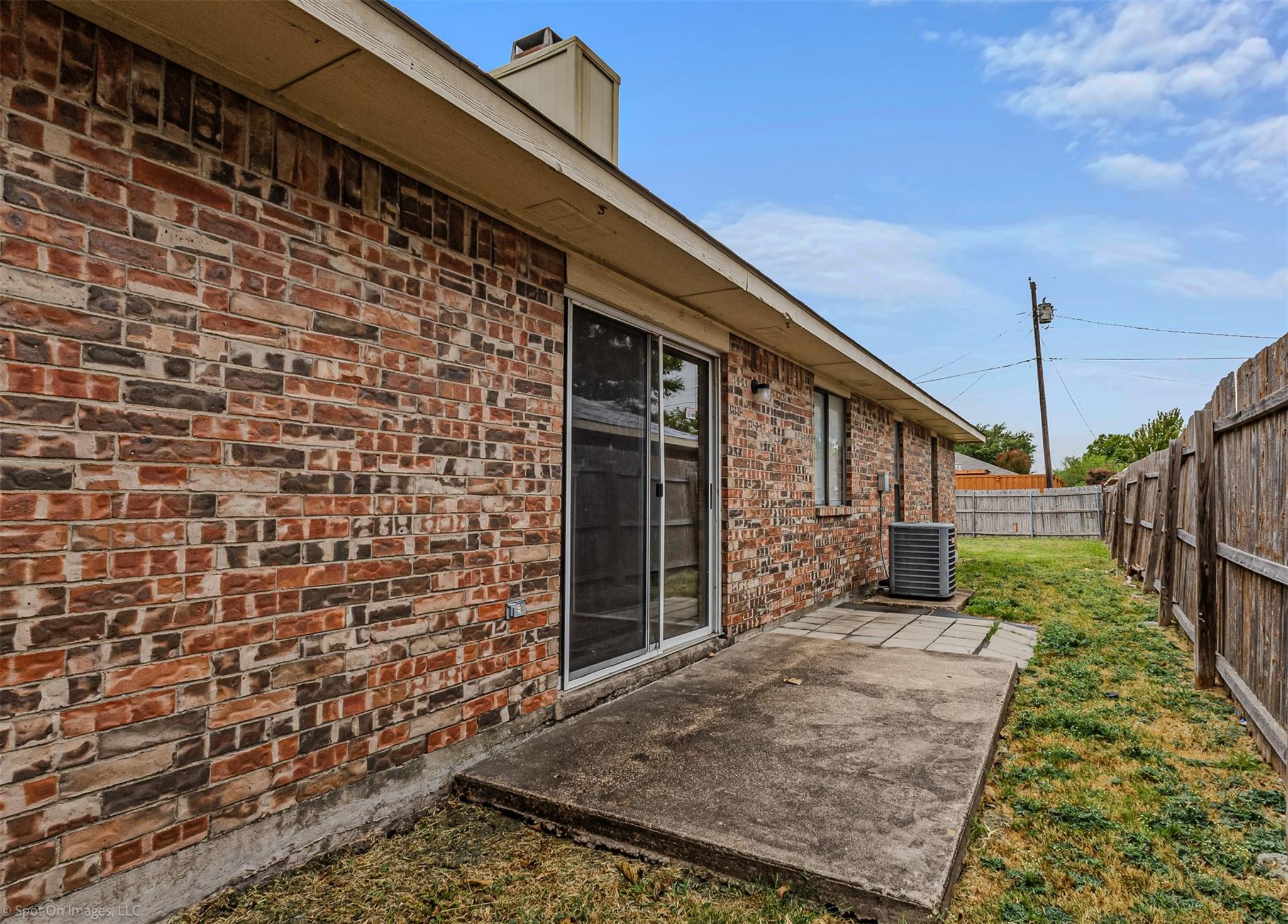 main property photo 32
