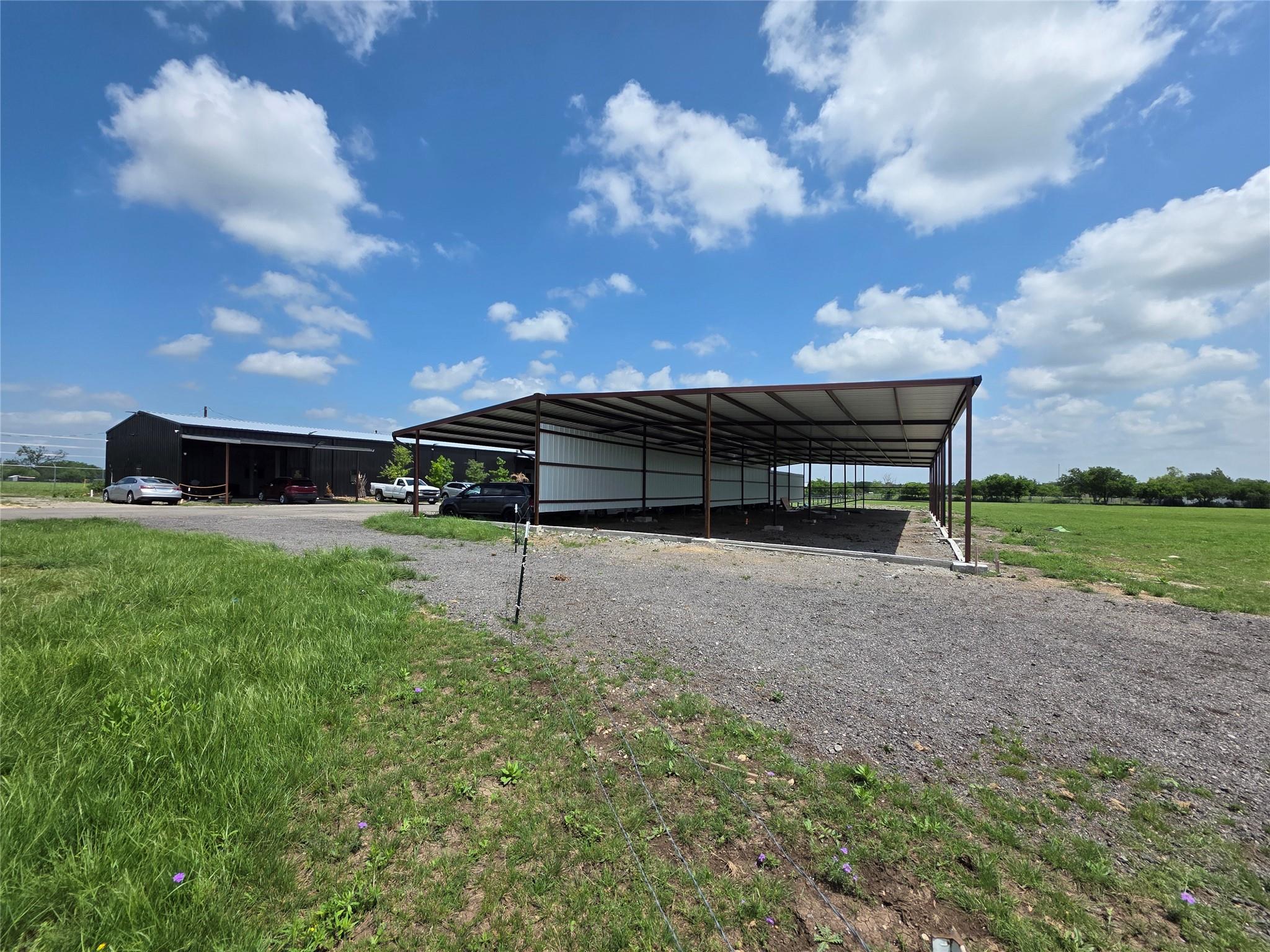 main property photo 12
