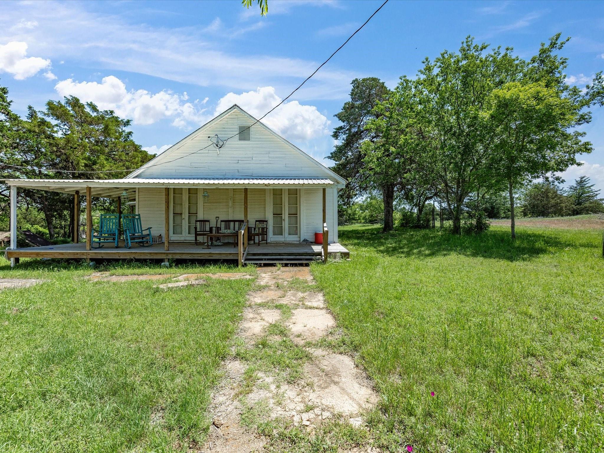main property photo 14