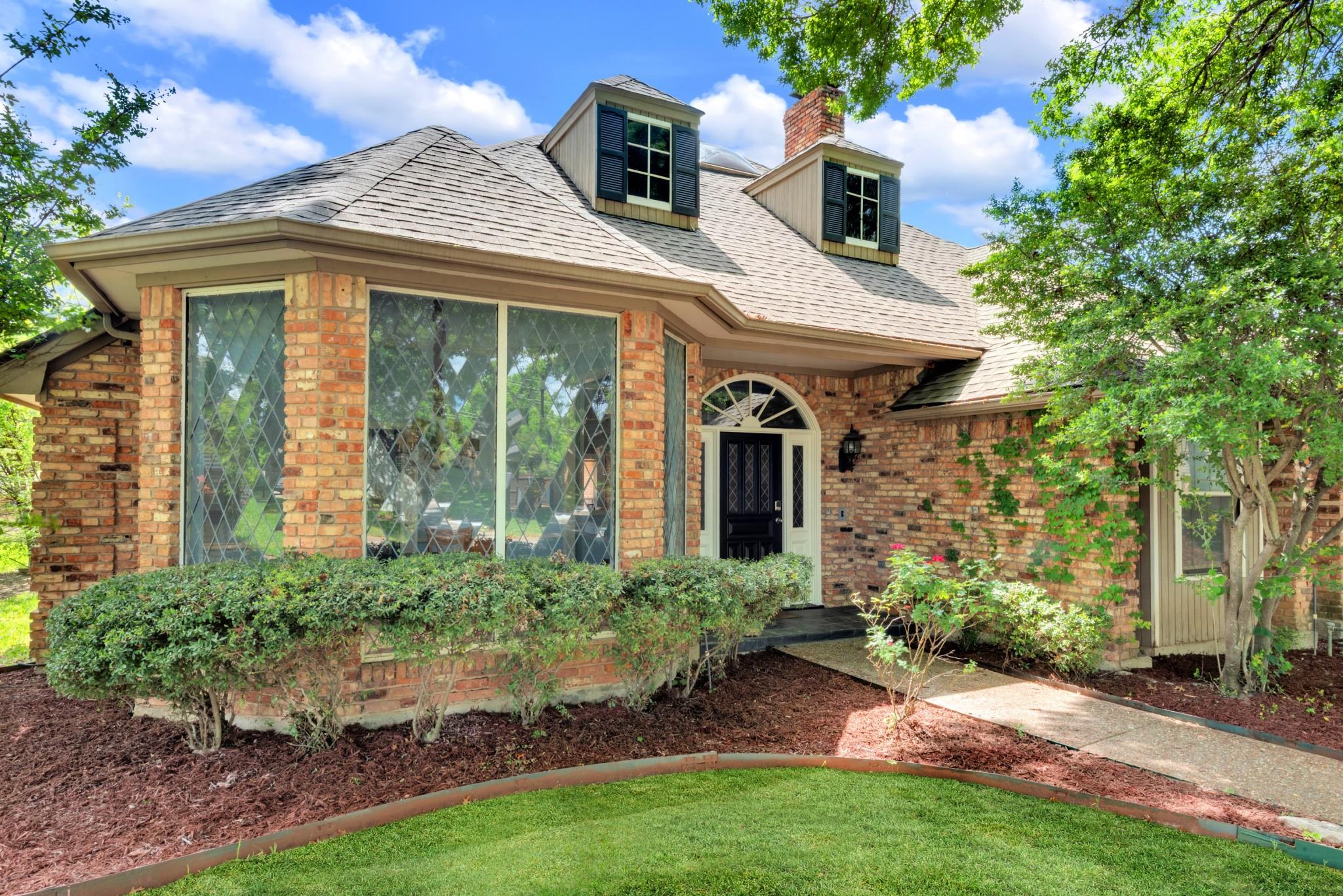 main property photo 3