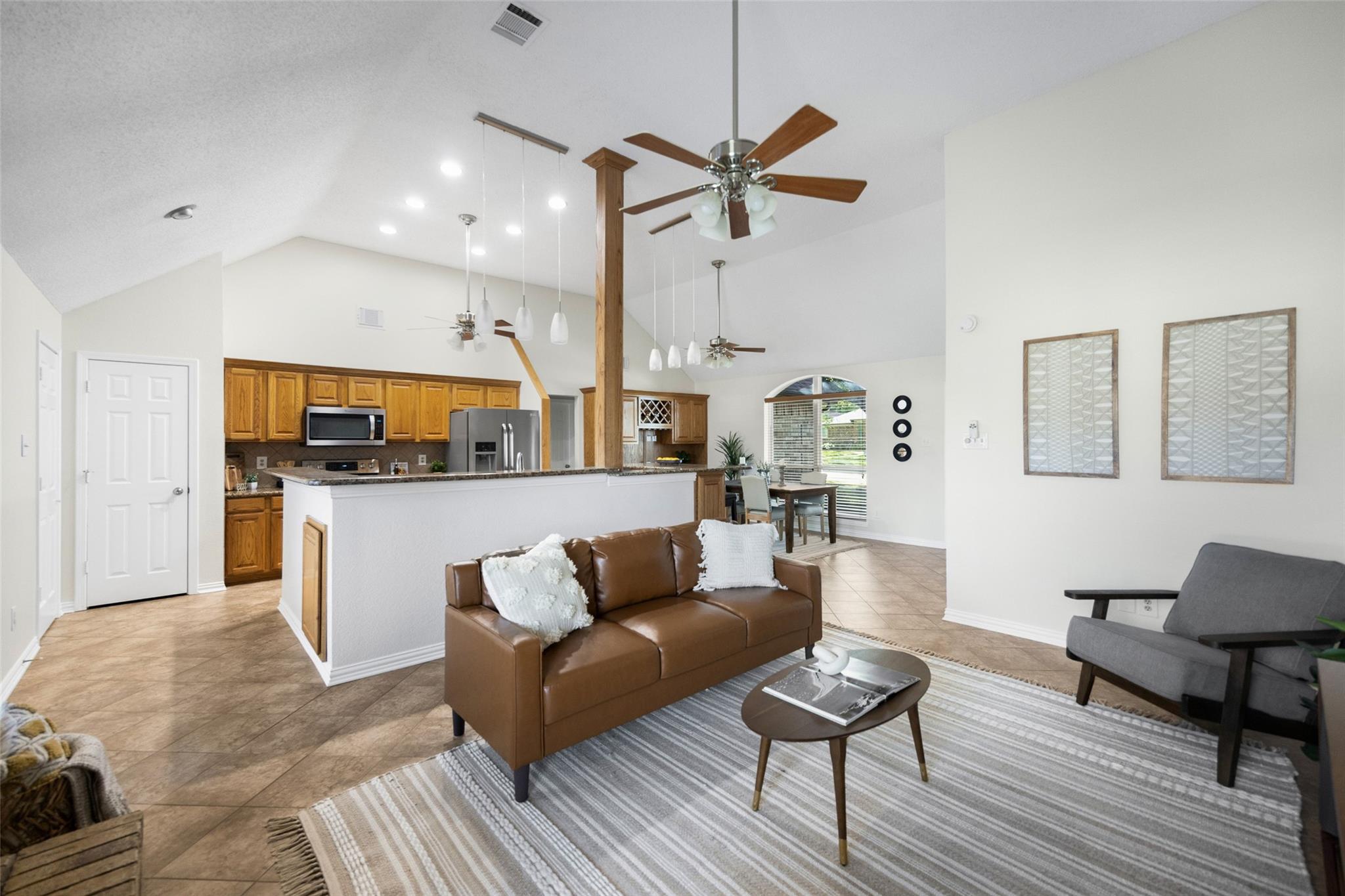 property viewer photo 6