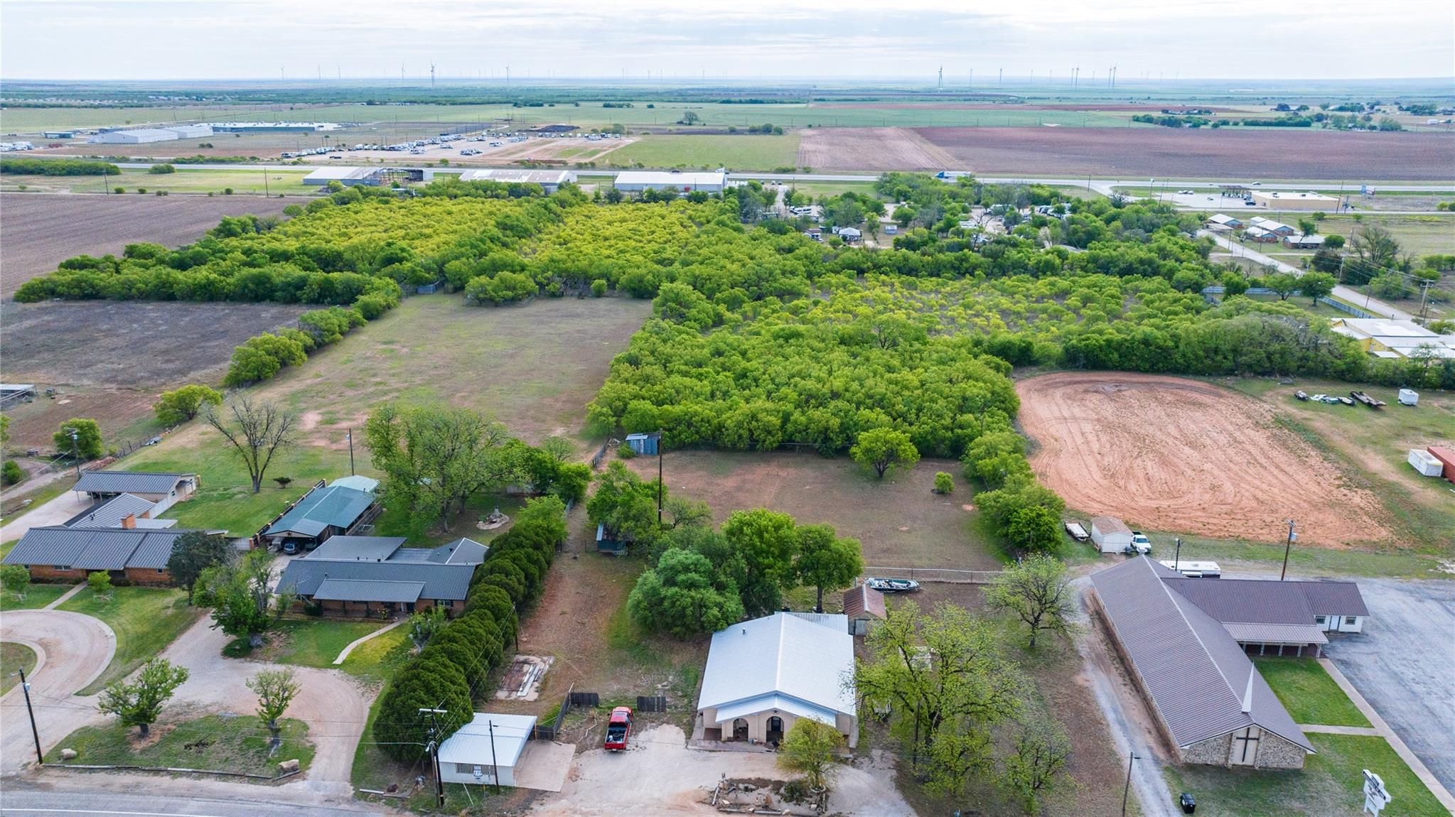 main property photo 7