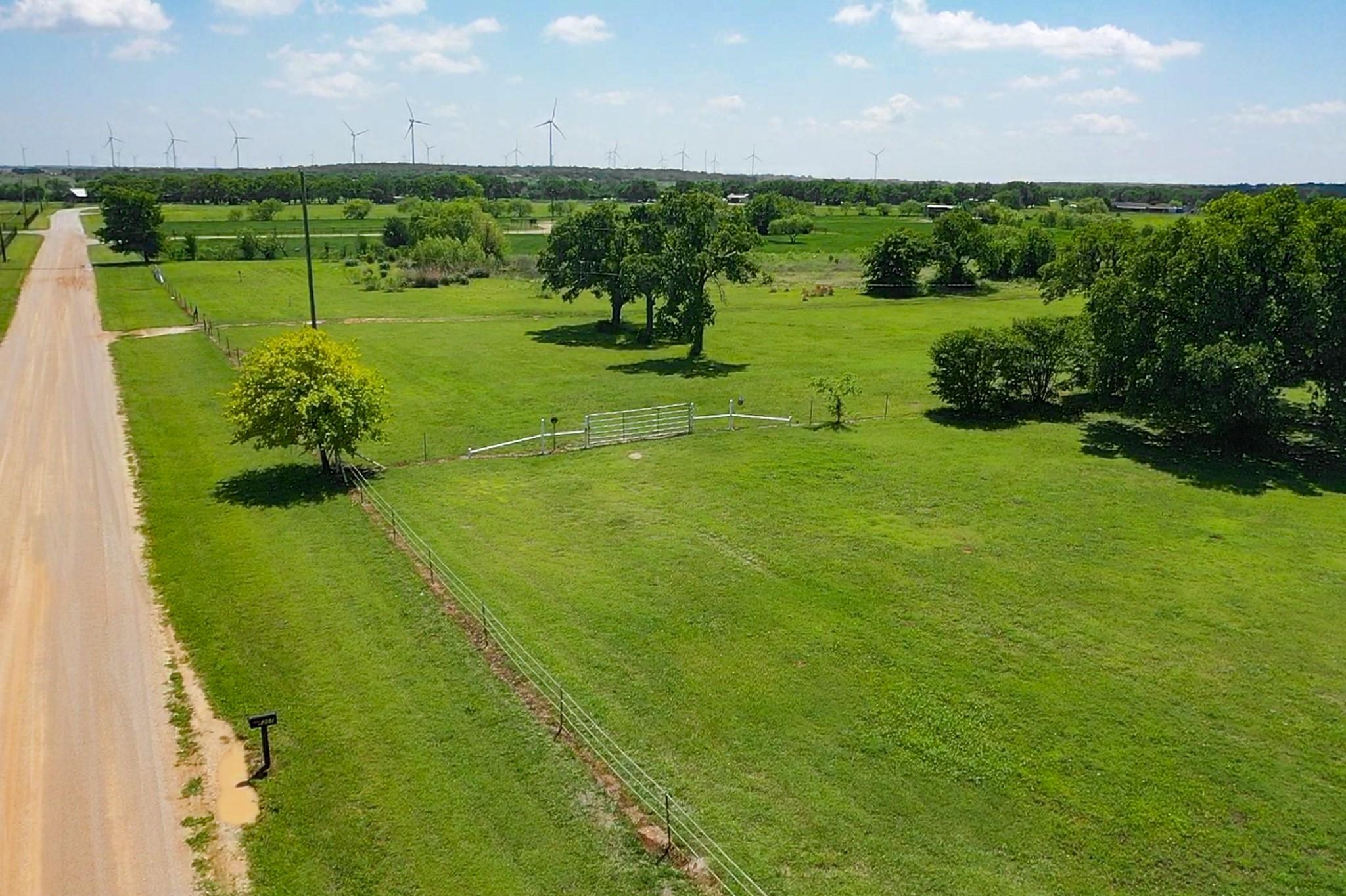 main property photo 33