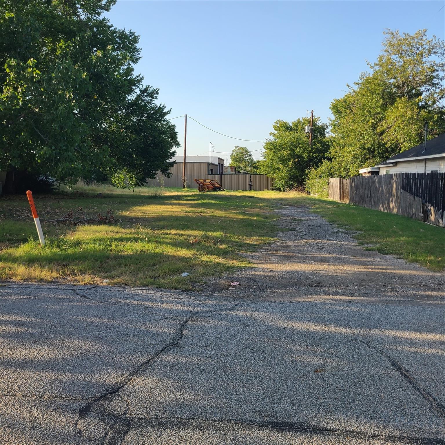 main property photo 18